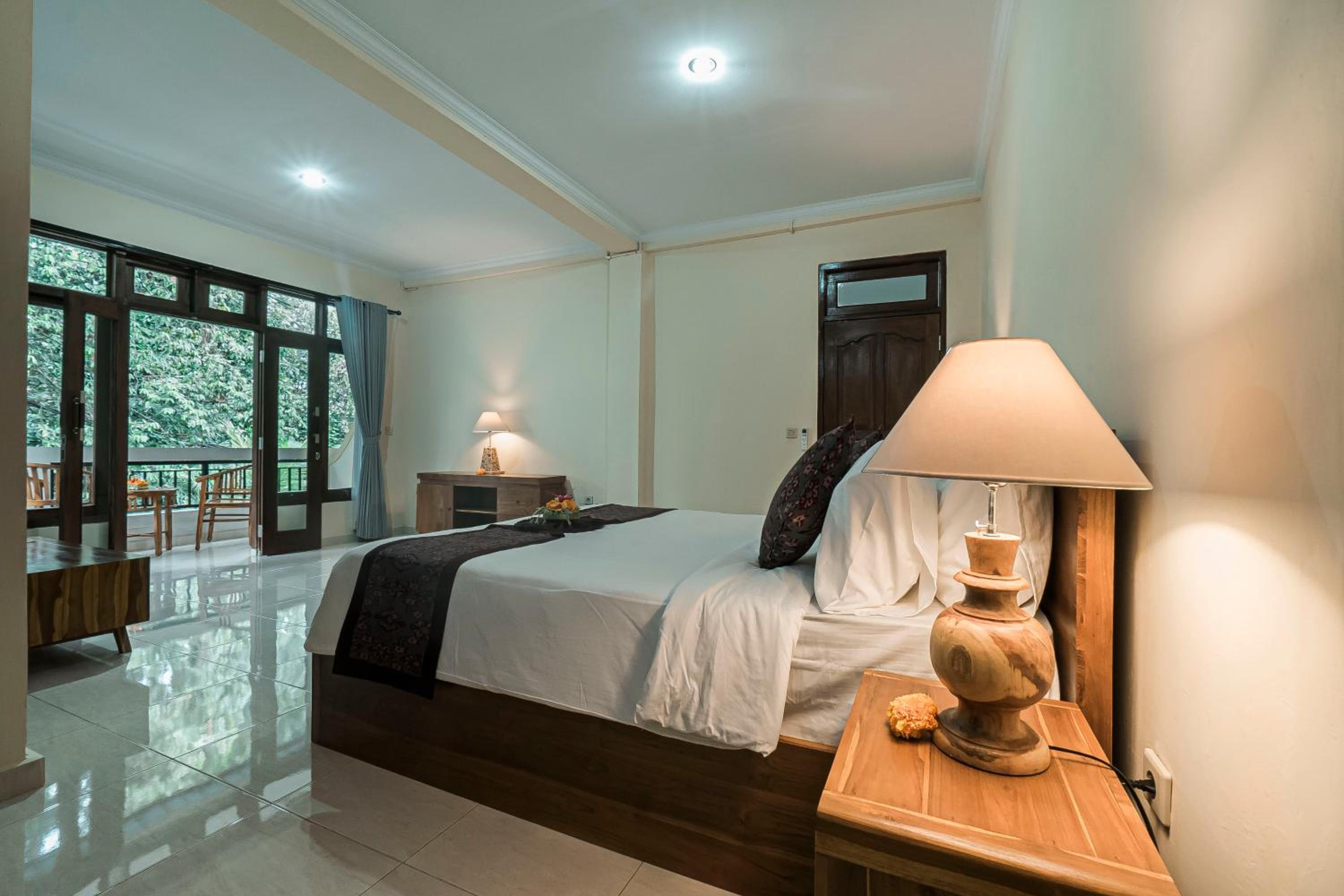 Vaneka Garden House - Image 3