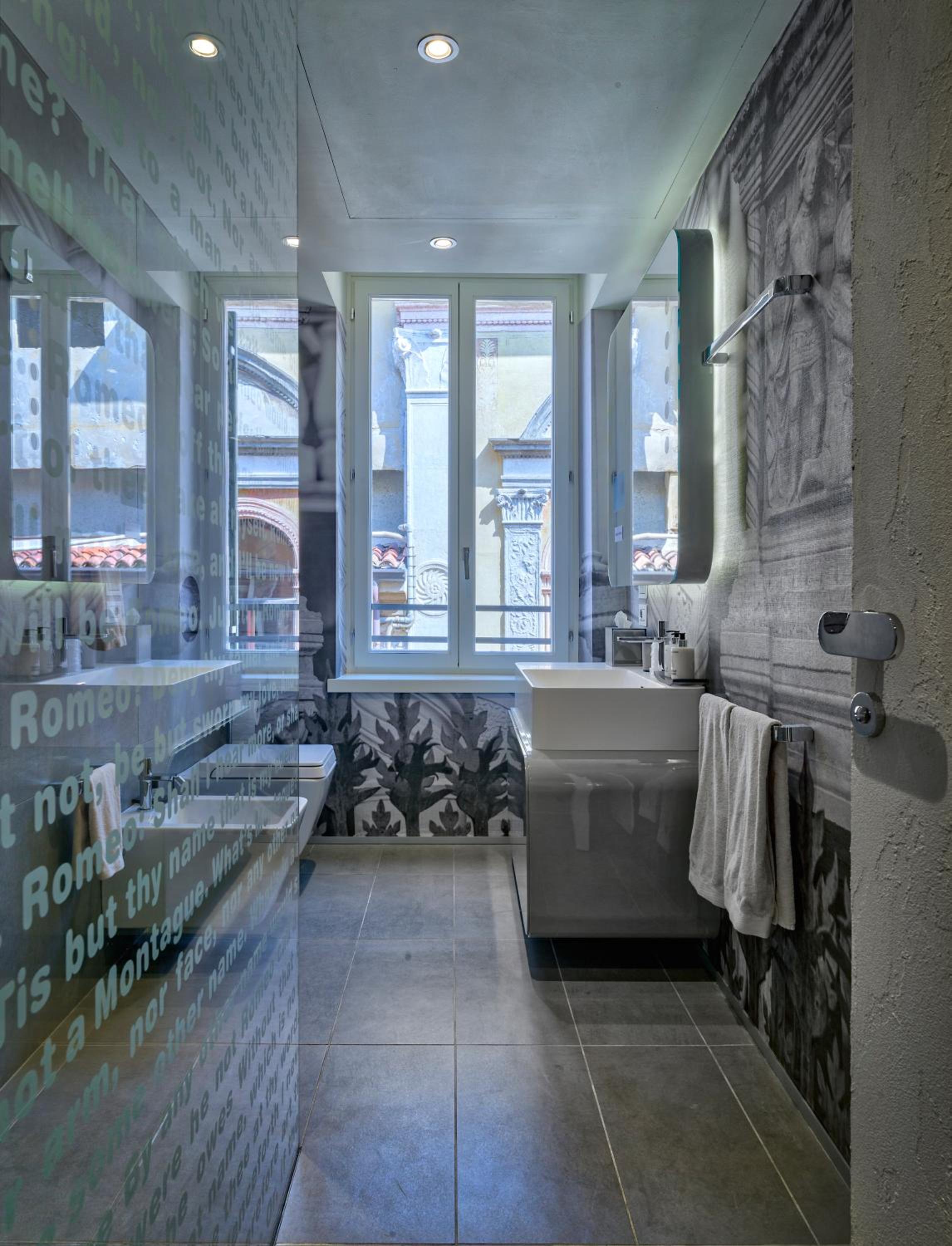 Lords of Verona Luxury Apartments