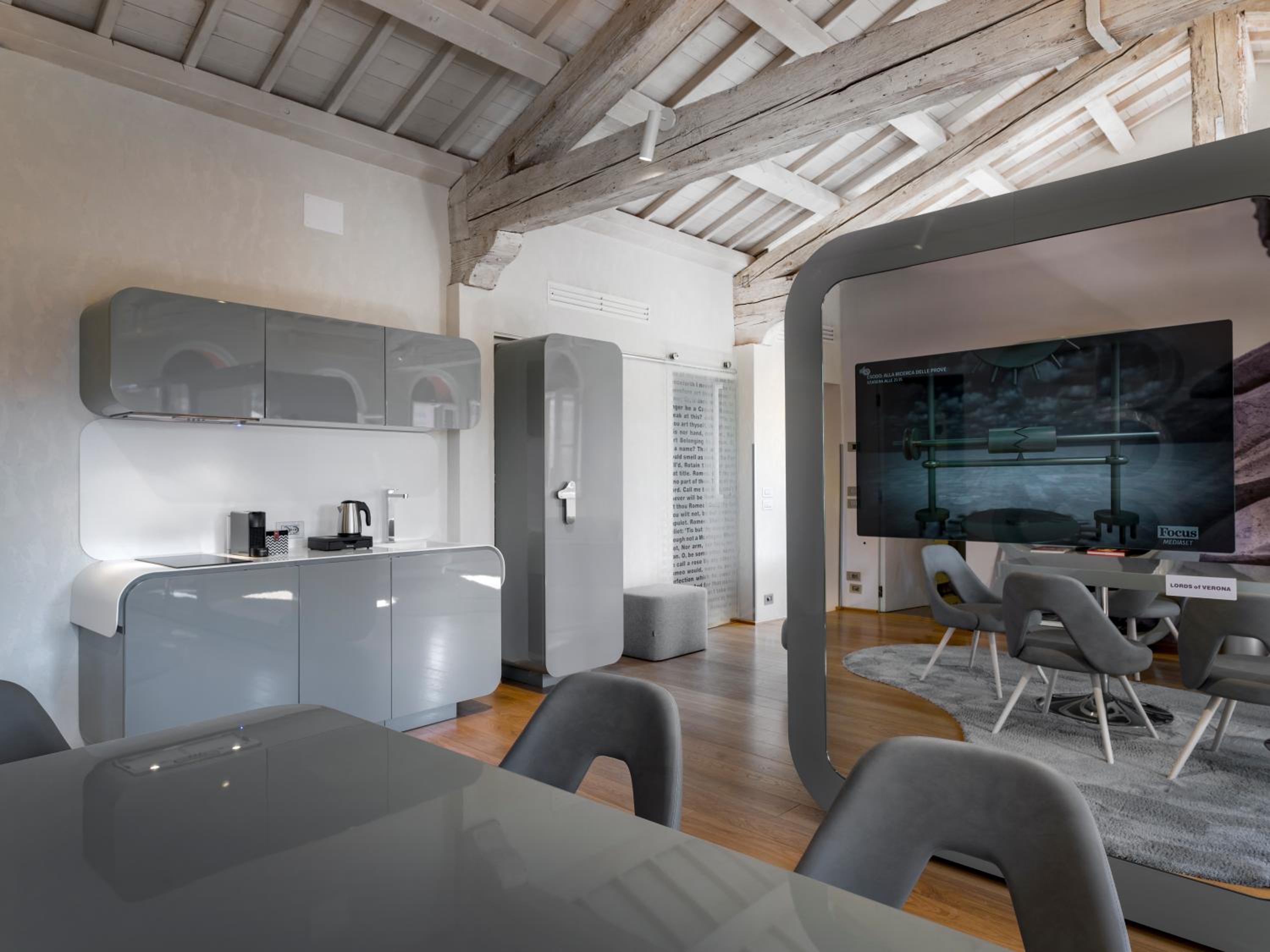 Lords of Verona Luxury Apartments