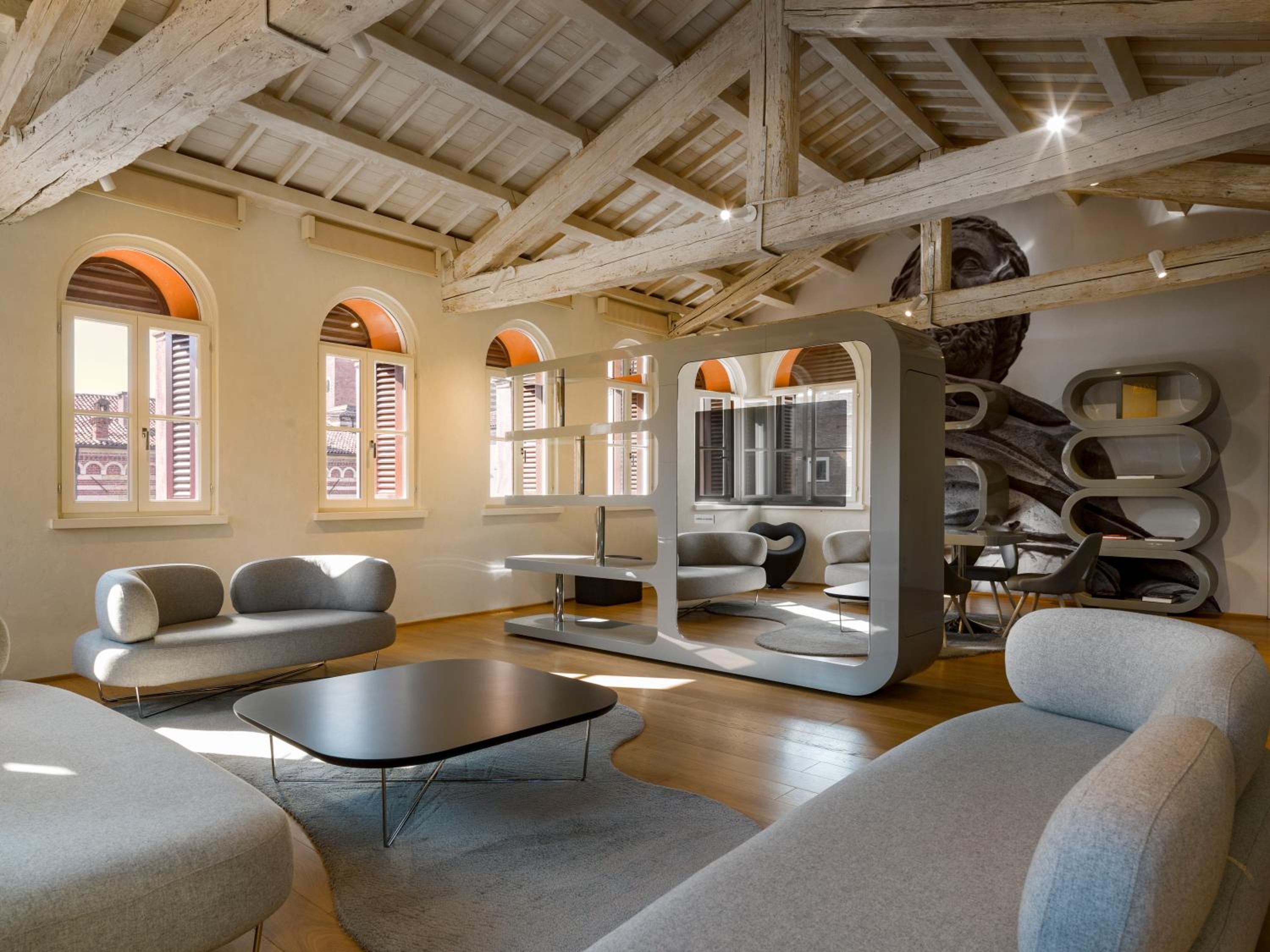 Lords of Verona Luxury Apartments