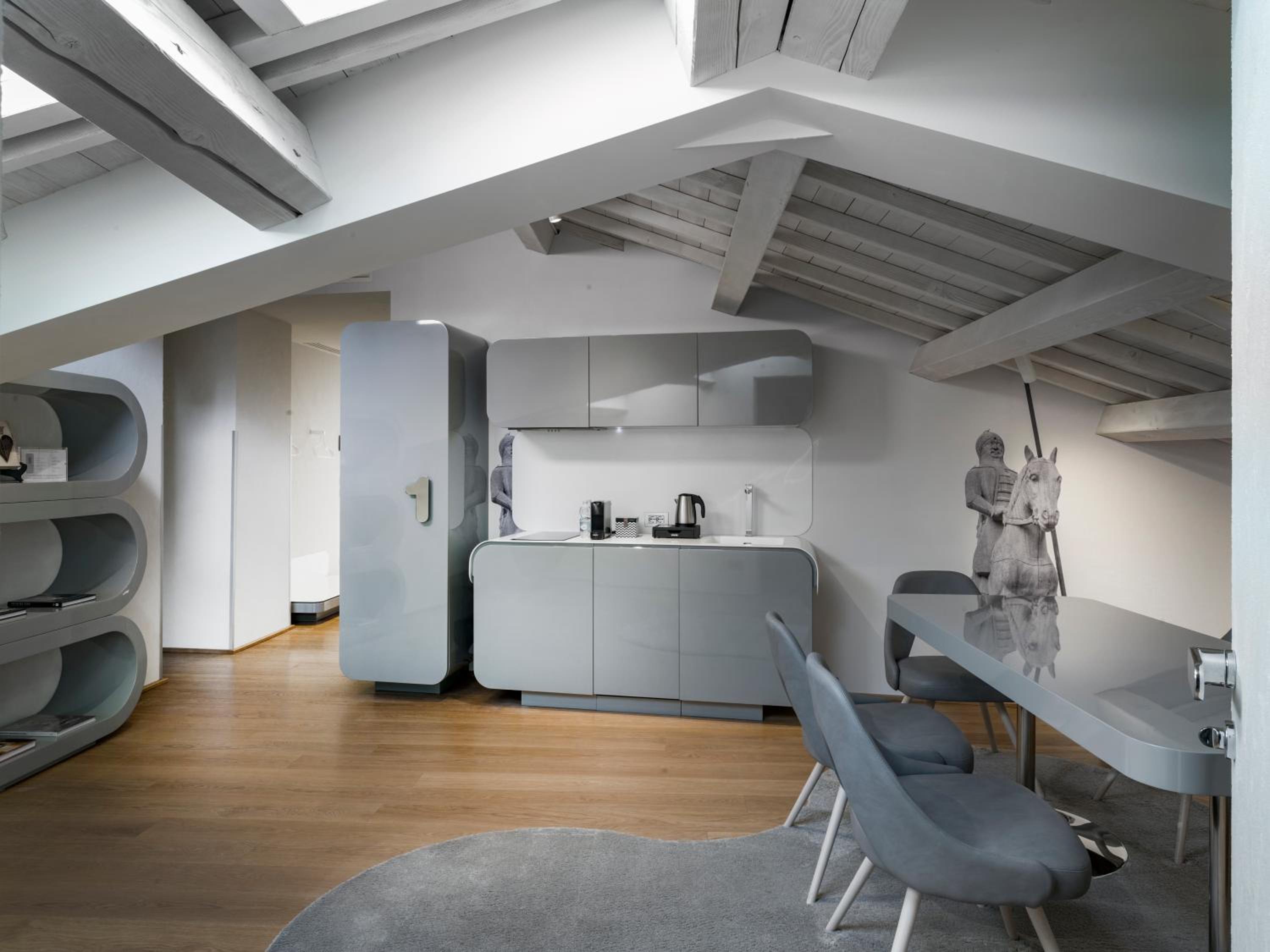 Lords of Verona Luxury Apartments
