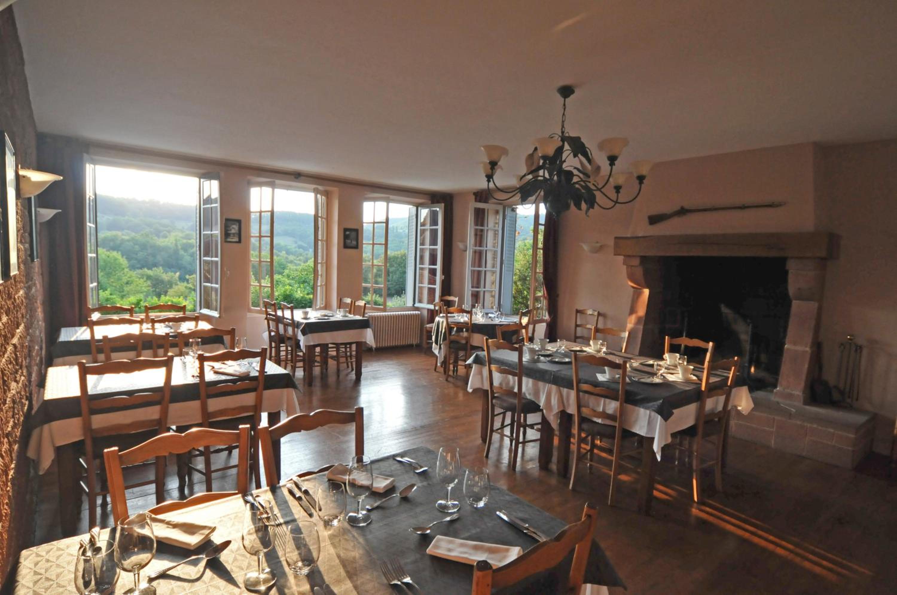 restaurant
