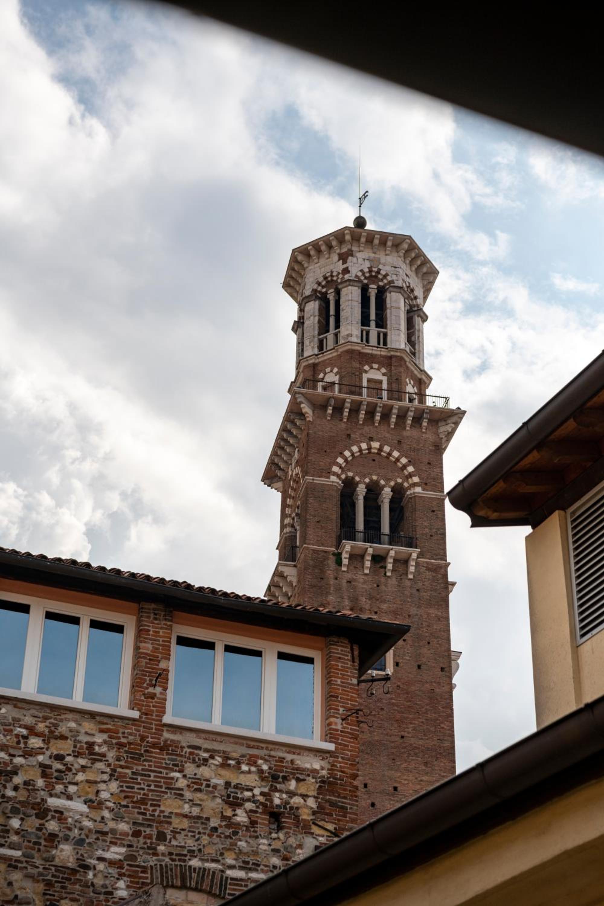 Lords of Verona Luxury Apartments