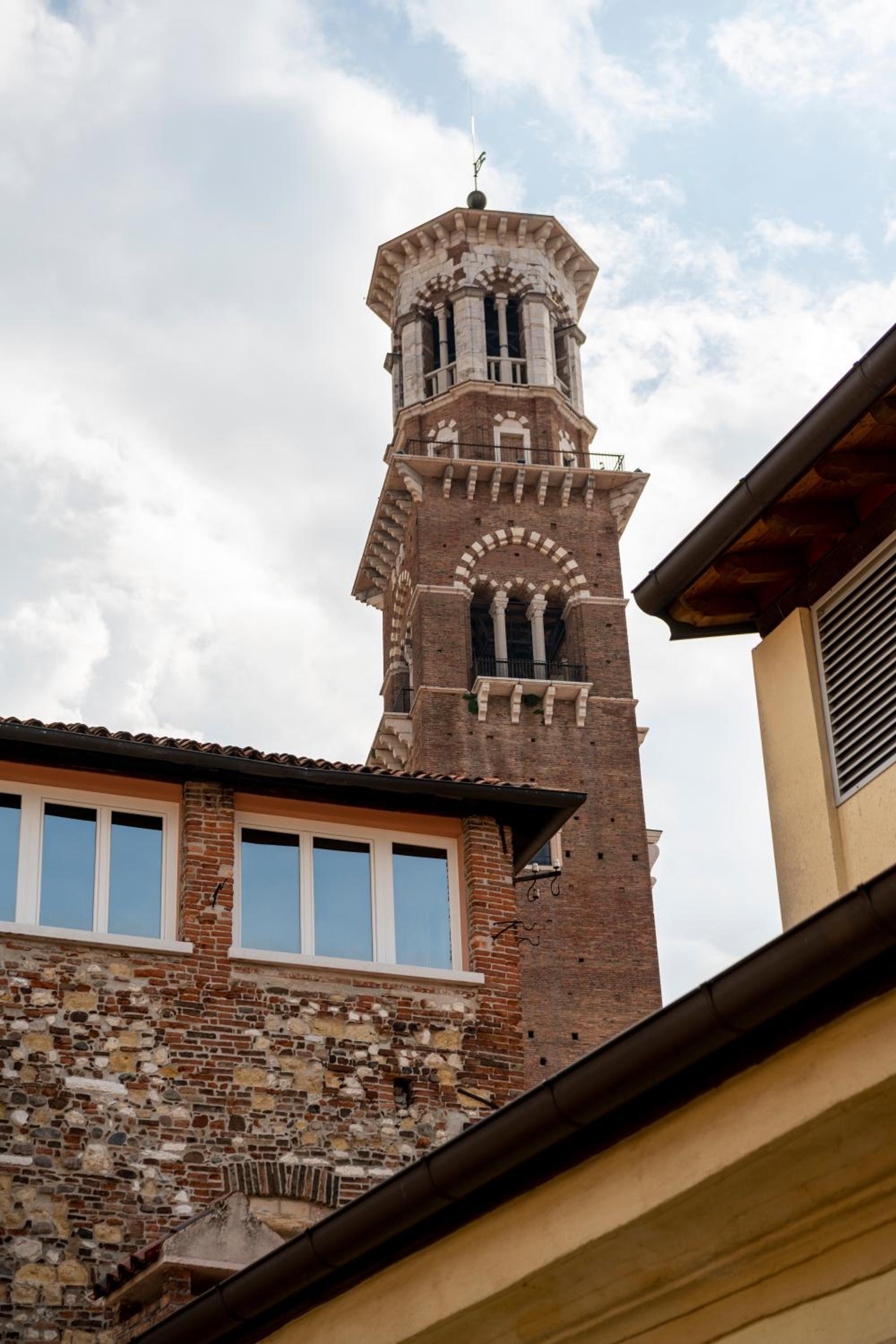 Lords of Verona Luxury Apartments