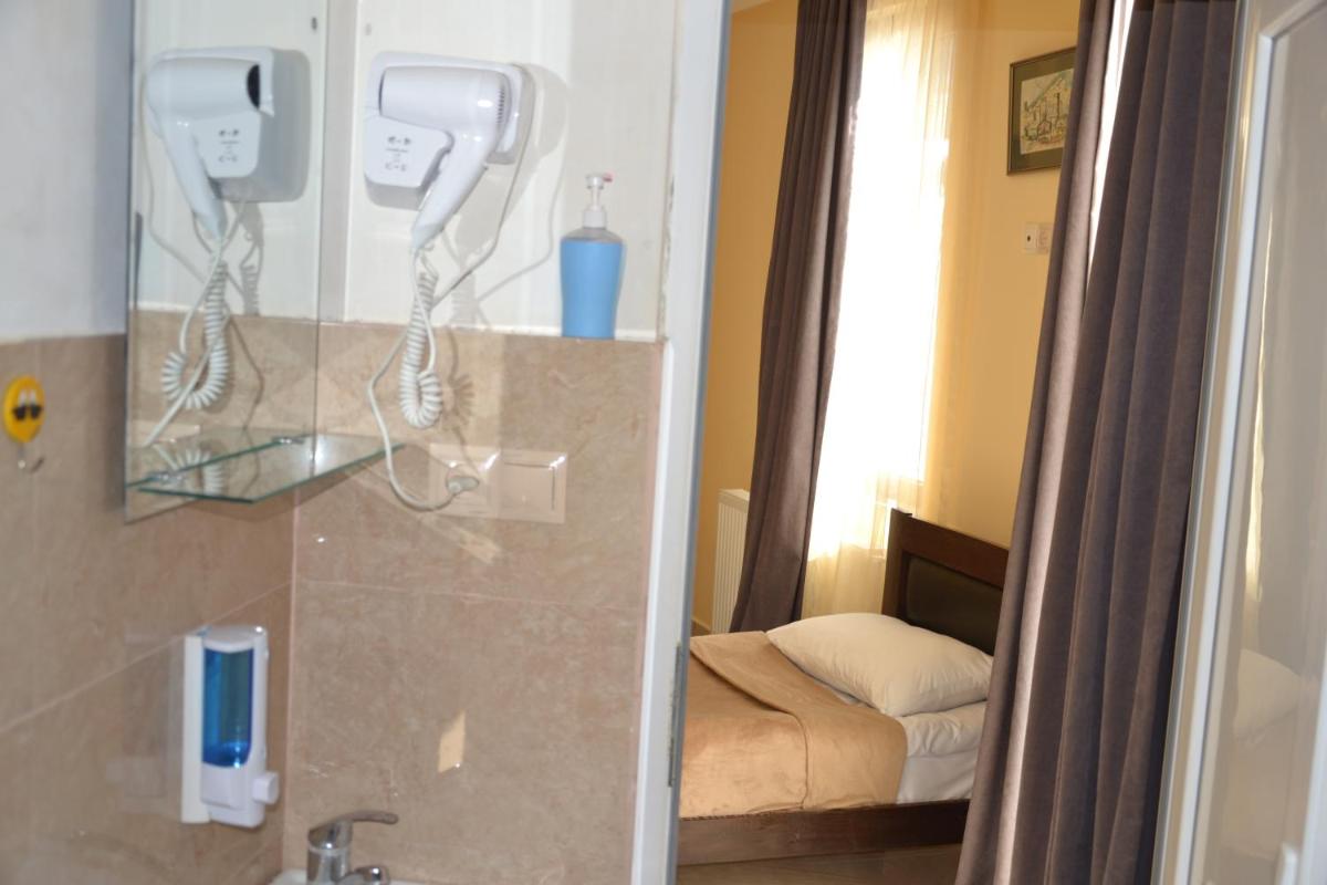 Gallery Guest House