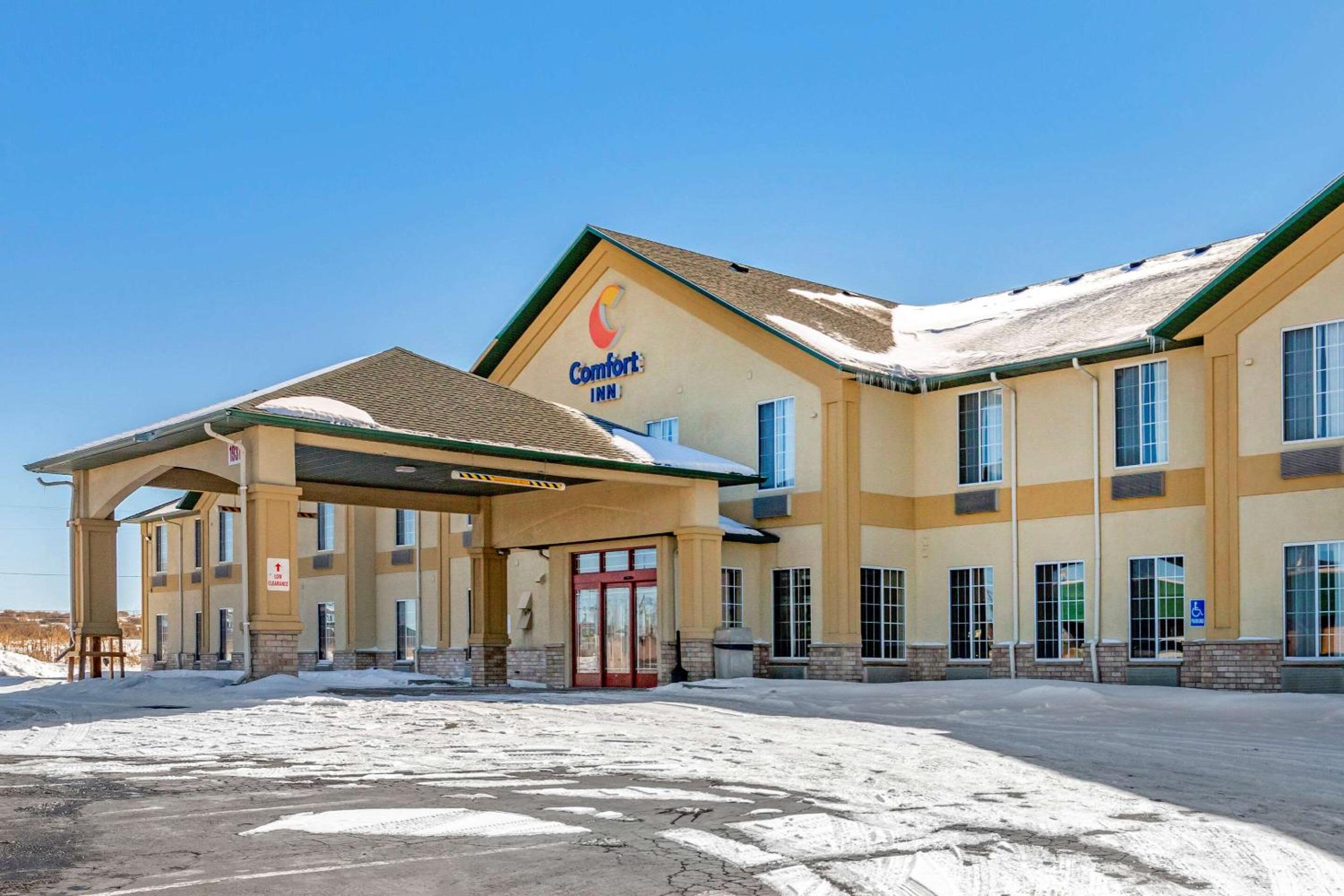 Evanston Vacations - Comfort Inn Evanston I-80 - Property Image 3