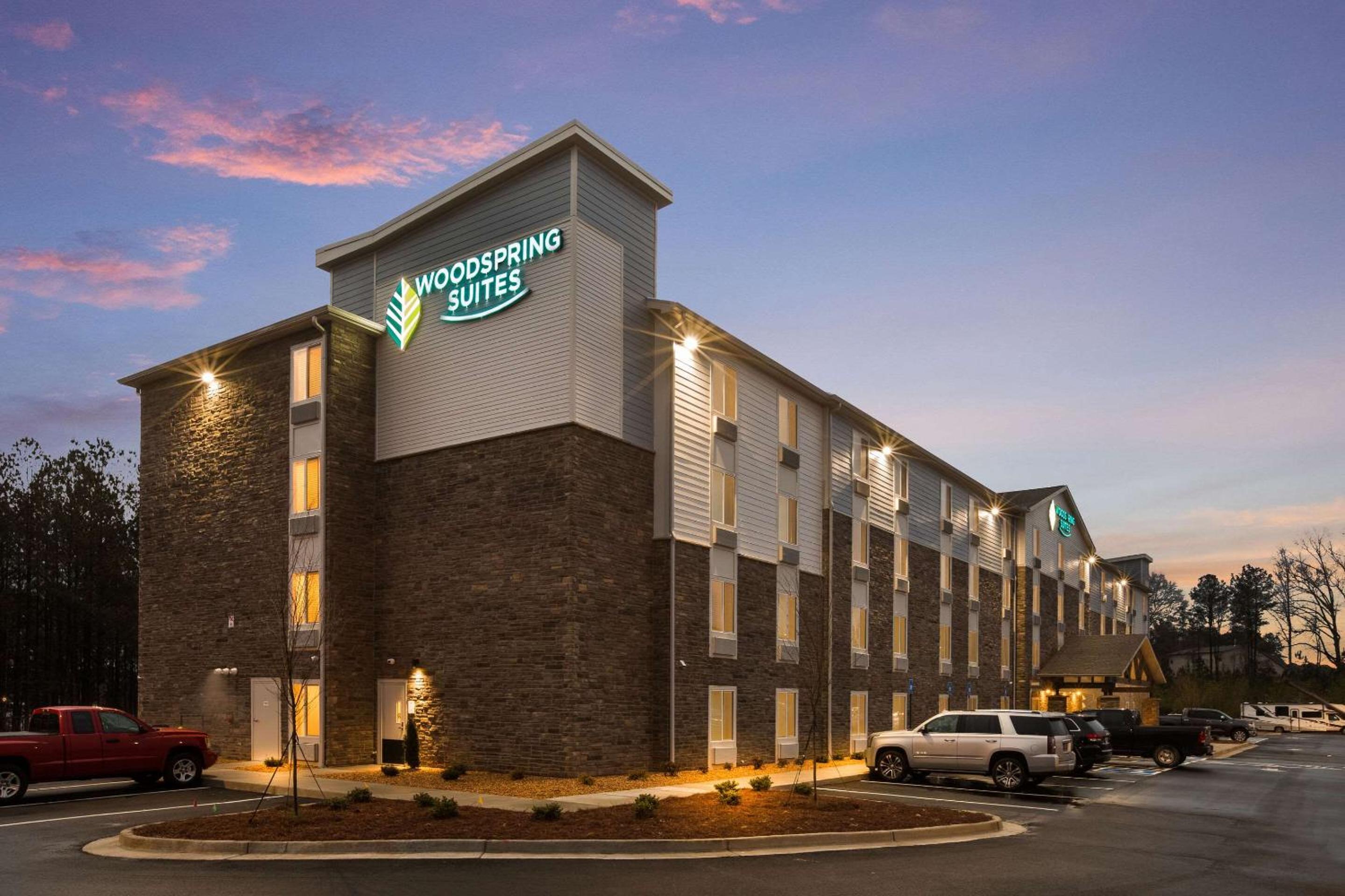 Douglasville Vacations - WoodSpring Suites Atlanta Newnan - Property Image 1