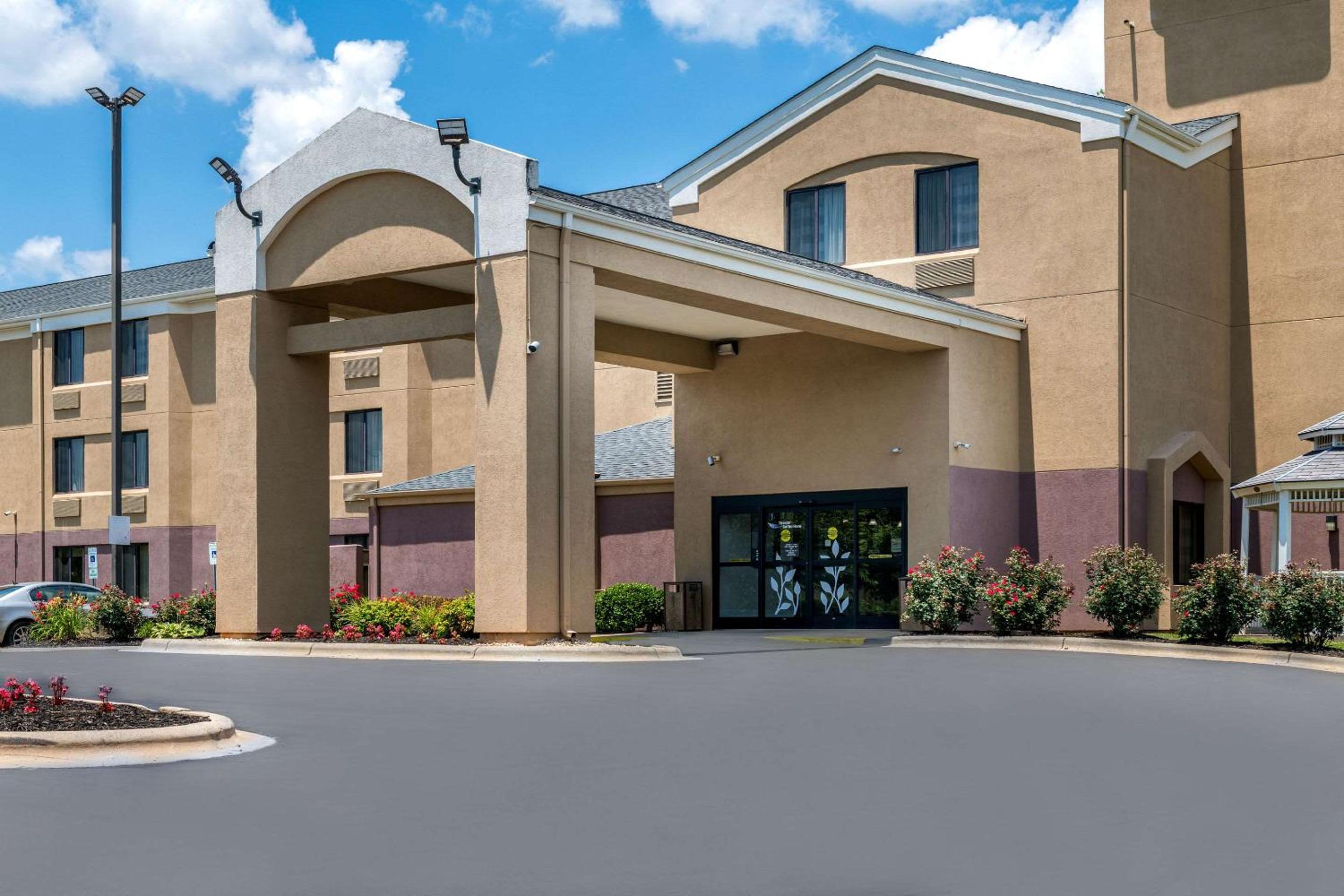 Sleep Inn Statesville I-40 view 3