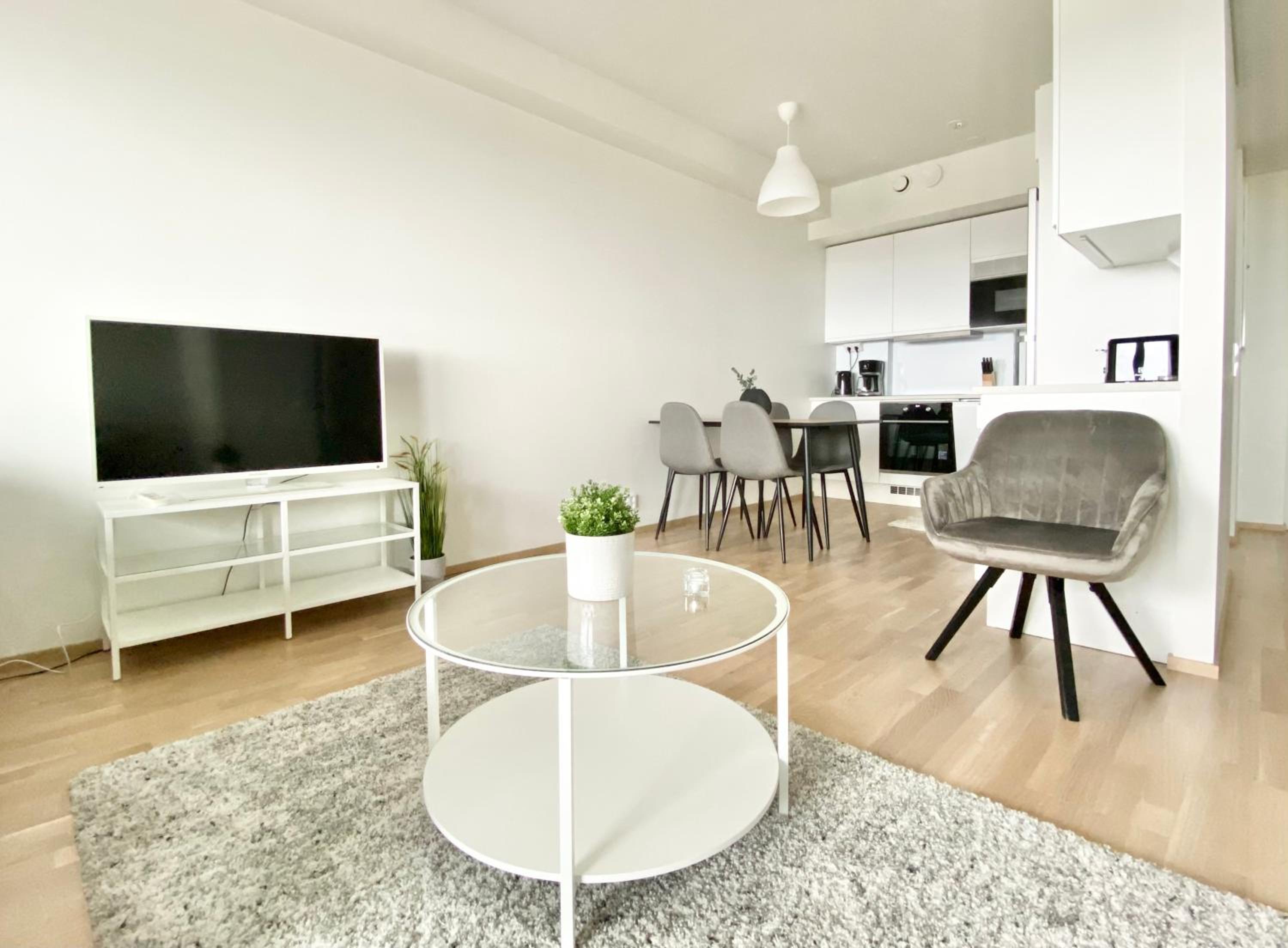 City Home Finland Panorama Suite - New Luxury Suite with Own SAUNA, One Bedroom, Spacious Balcony with City Views and Great Location next to Nokia Arena
