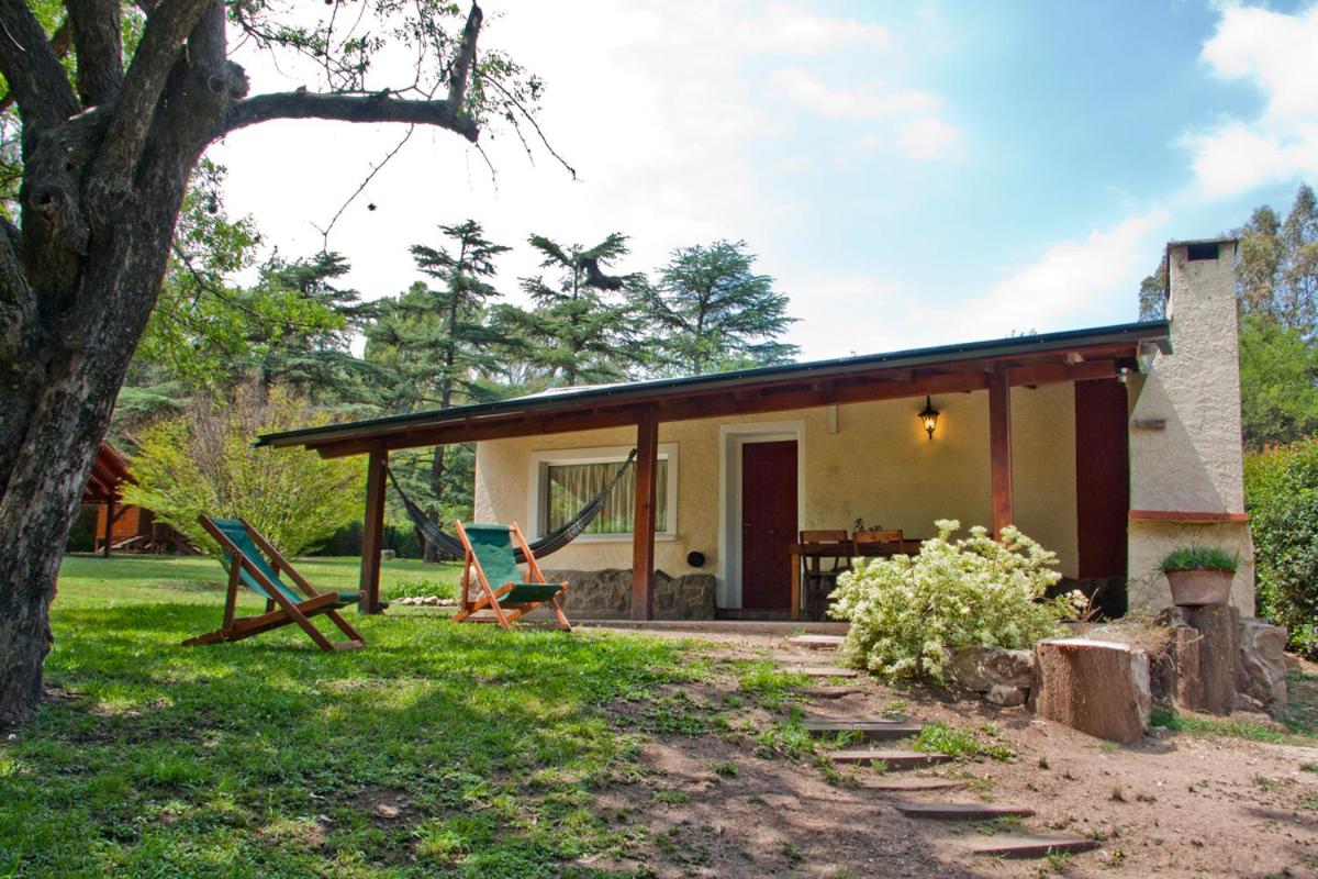 Del Arroyo Cabañas