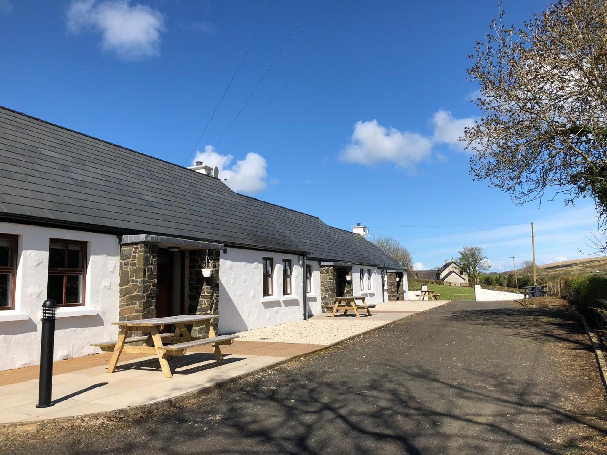 Hotel Tavnaghoney Cottages - Image 1