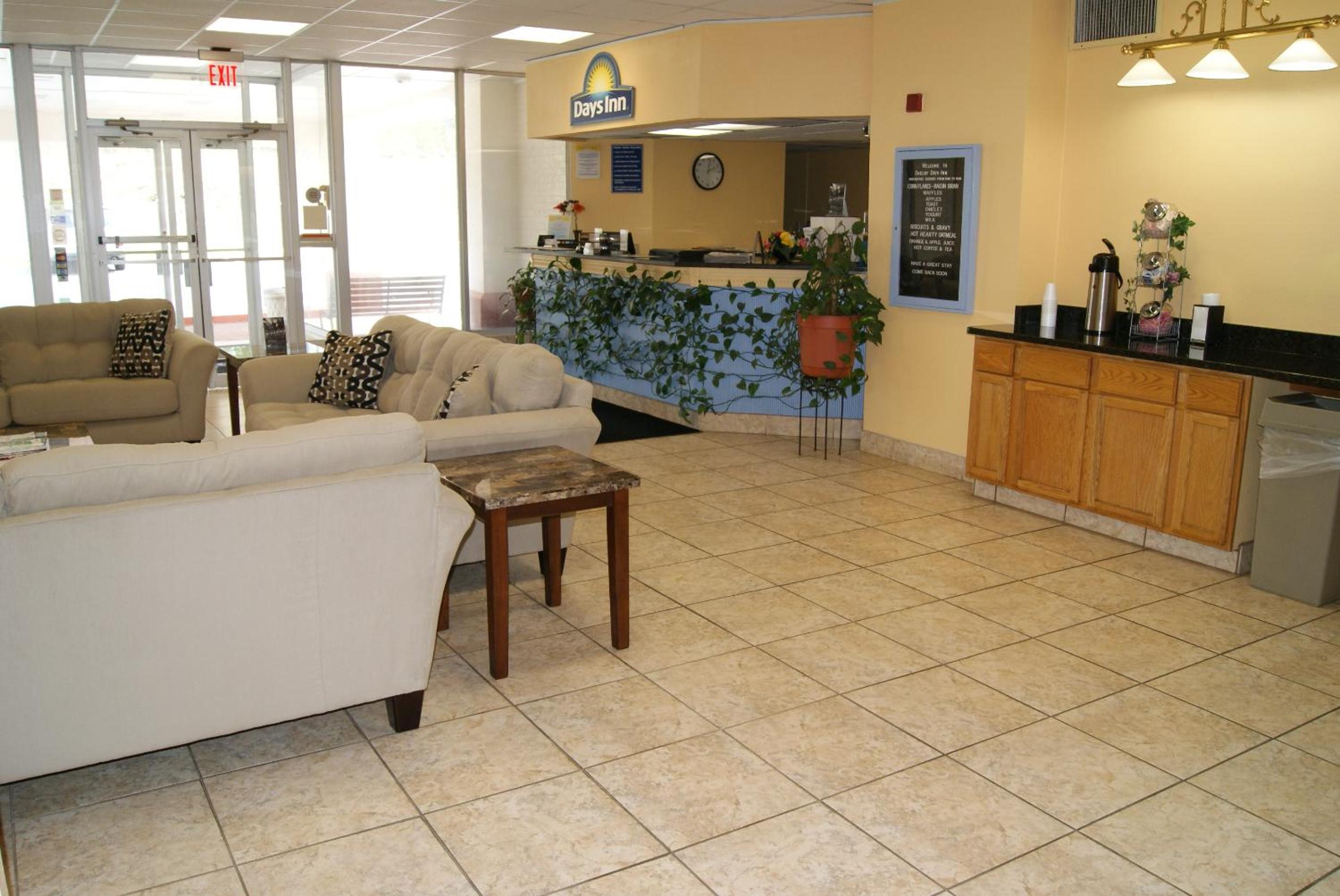 Days Inn by Wyndham Shelby - Property Image 9