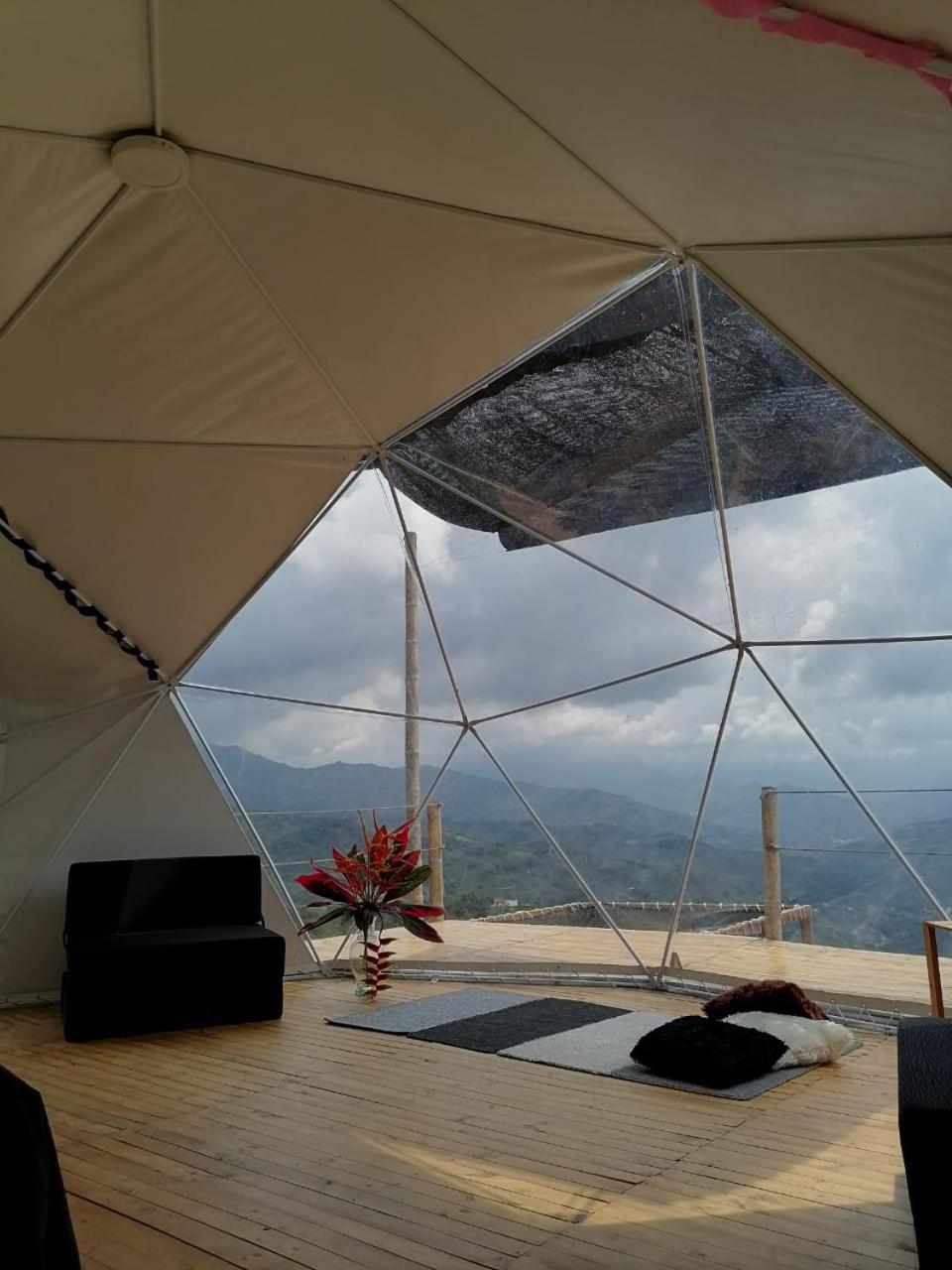 Hotel Domo Glamping Reserva Los Cucharos - Image 1