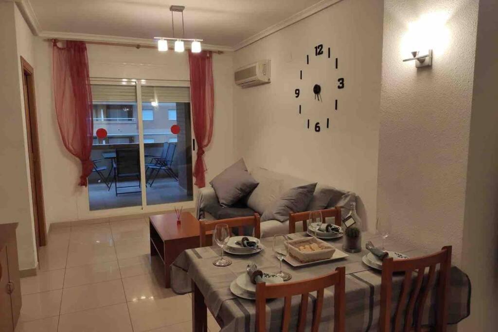 Apartamento con HidroMasaje 1ª Línea de Playa view 4