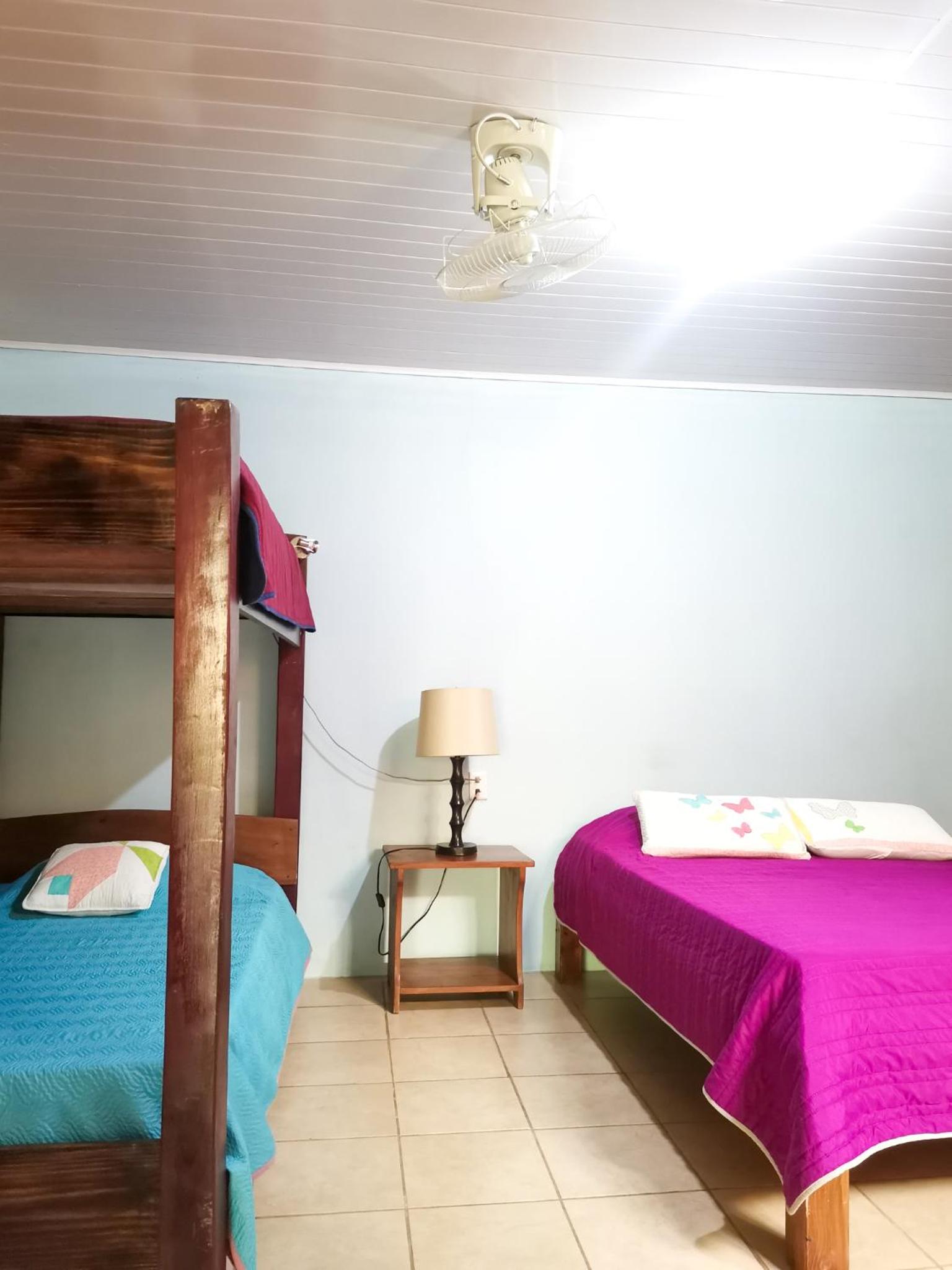 Casita happy feet and tours corcovado