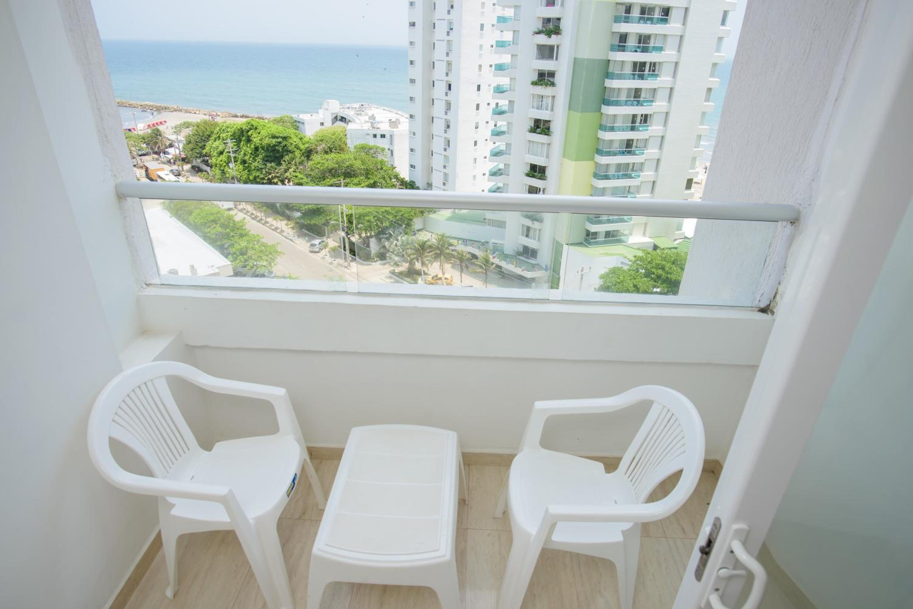 Excelentes Apartamentos Frente Al Mar