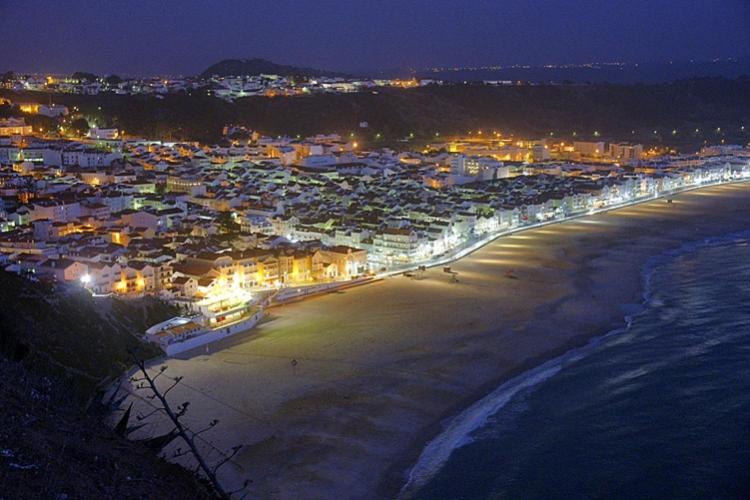 Pearl of Nazaré view 4