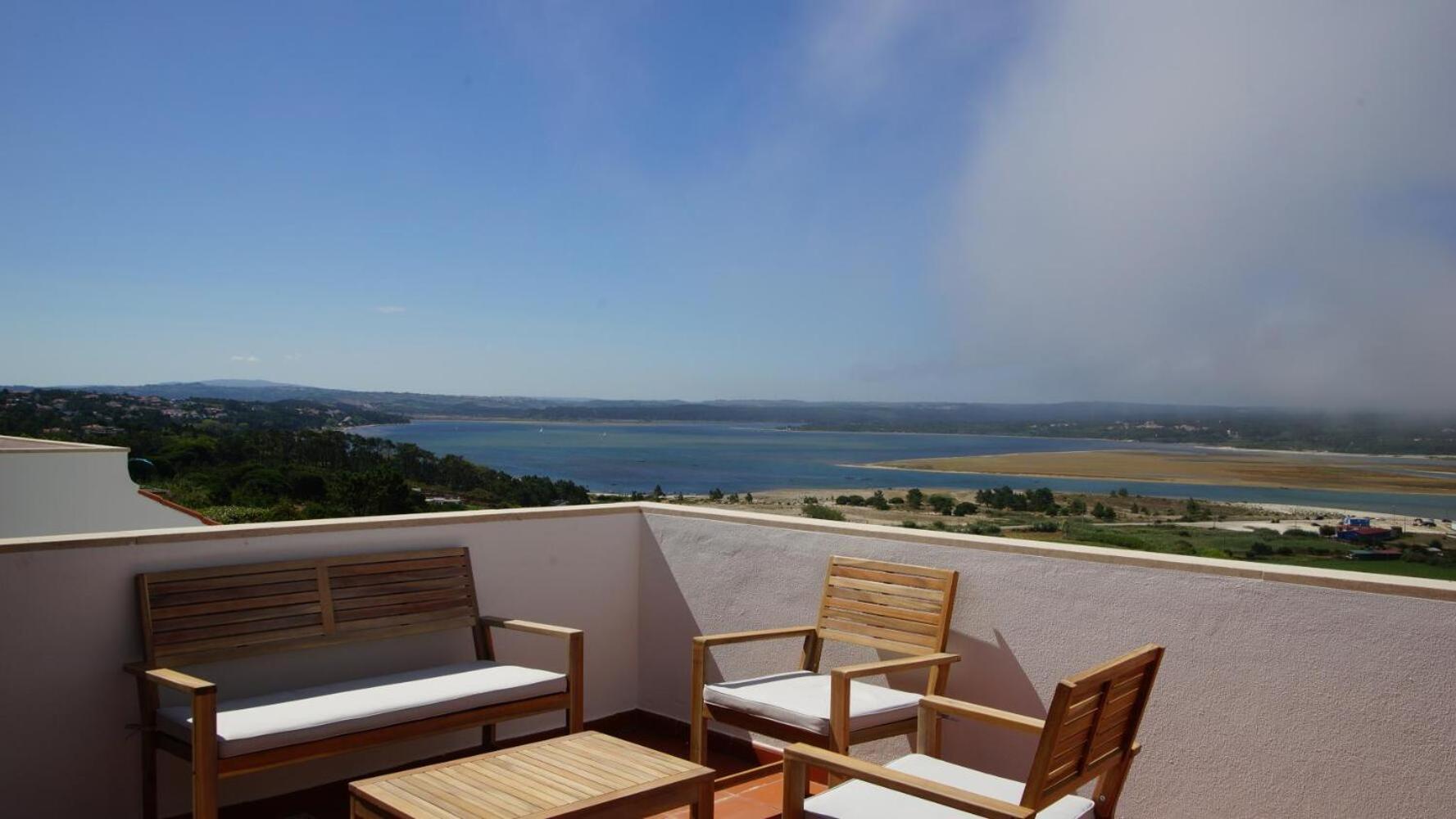 Casa Feliz Obidos Lagoon and sea view