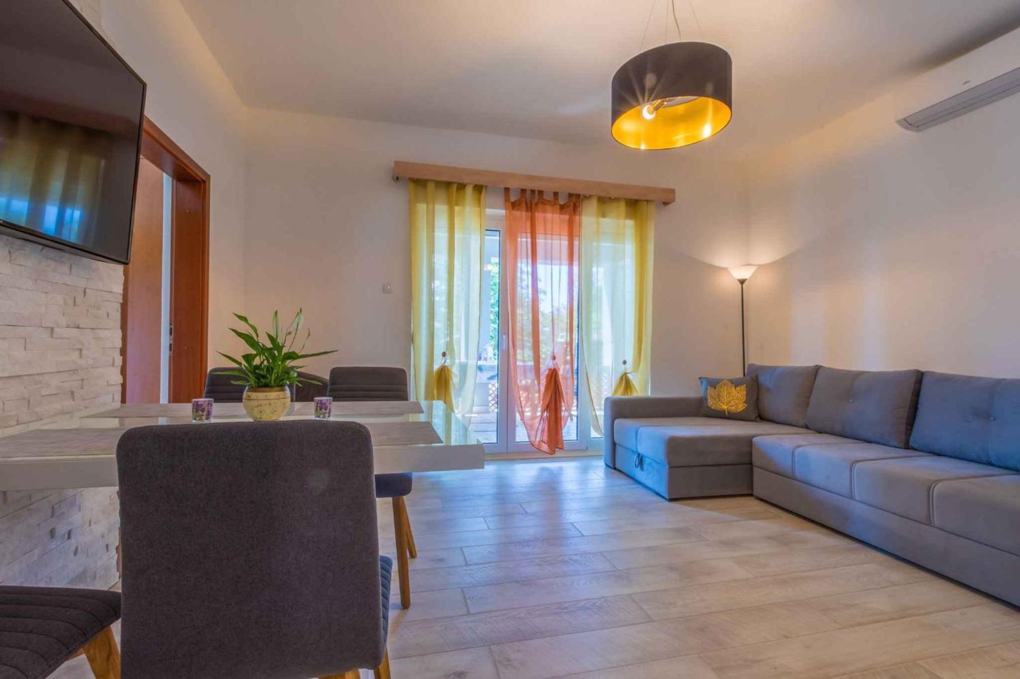 Holiday home in Jadranovo 39402