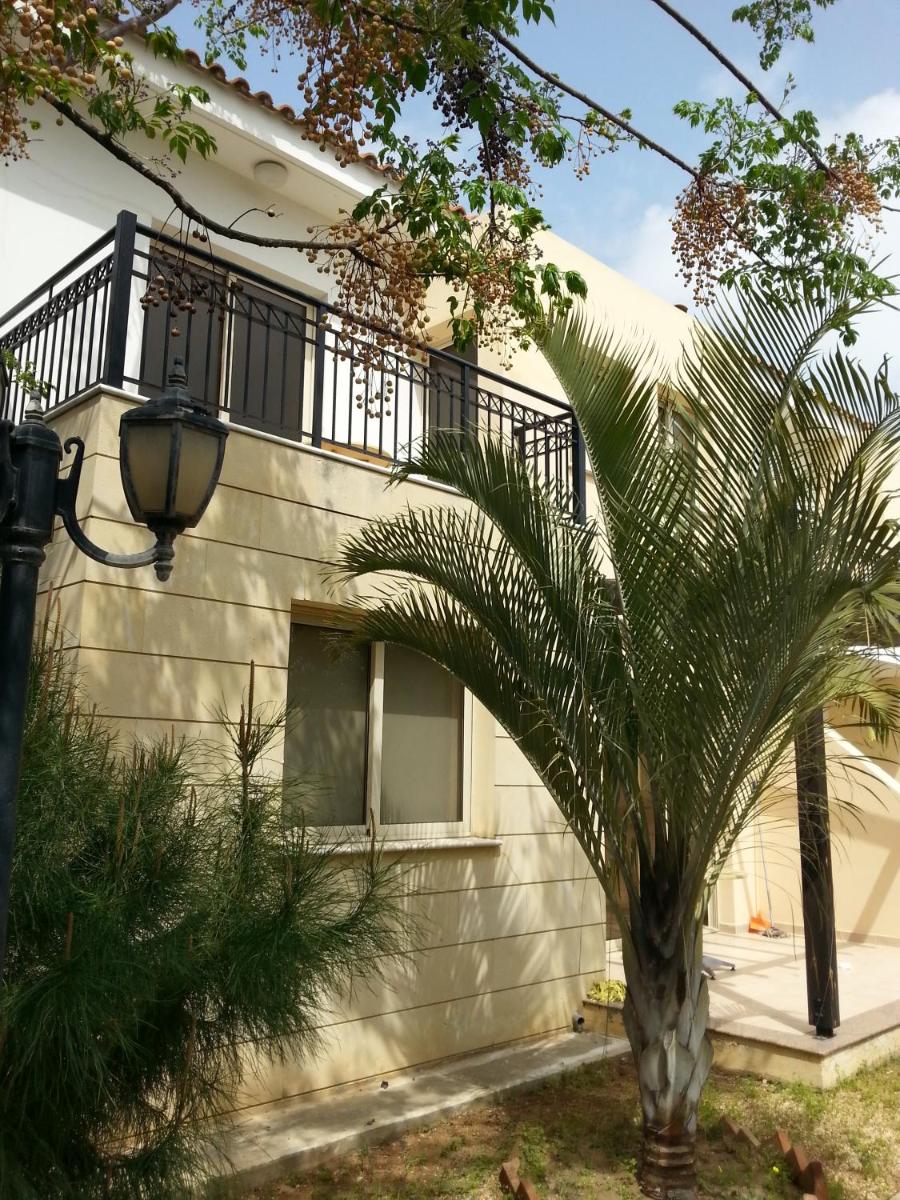 Byreva Apartments