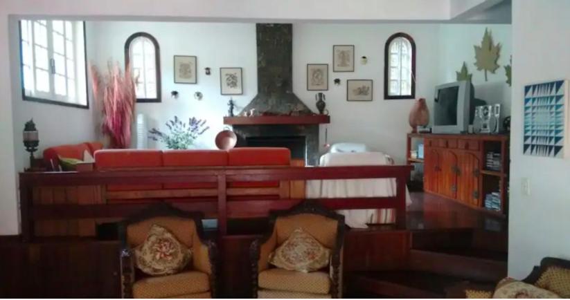 Casa em Itaipava até 14 Pessoas, Piscina, Lareira e Pets