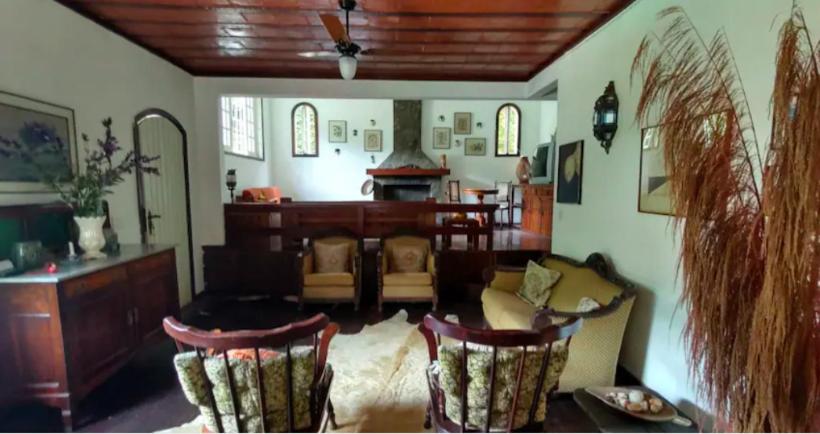 Casa em Itaipava até 14 Pessoas, Piscina, Lareira e Pets
