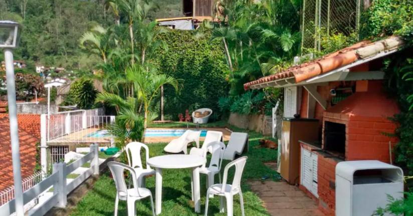 Casa em Itaipava até 14 Pessoas, Piscina, Lareira e Pets