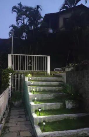 Casa em Itaipava até 14 Pessoas, Piscina, Lareira e Pets