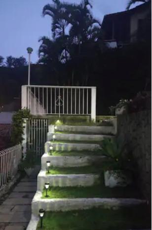 Casa em Itaipava até 14 Pessoas, Piscina, Lareira e Pets