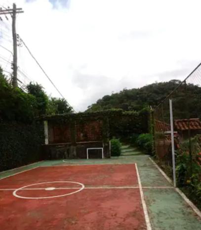 Casa em Itaipava até 14 Pessoas, Piscina, Lareira e Pets