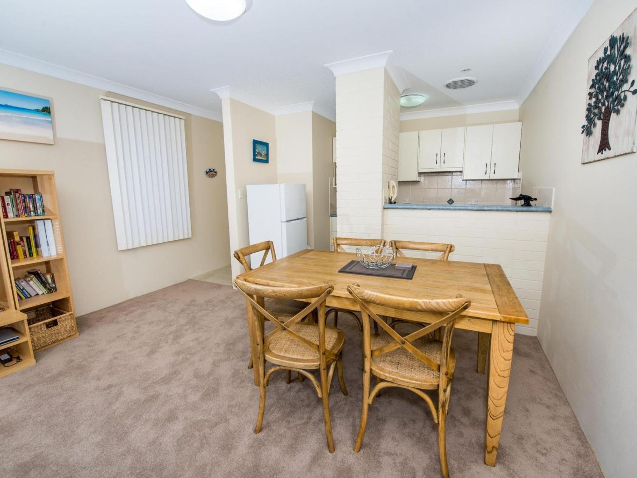 Collendina 15 19 Kurrawa Close water views and wifi