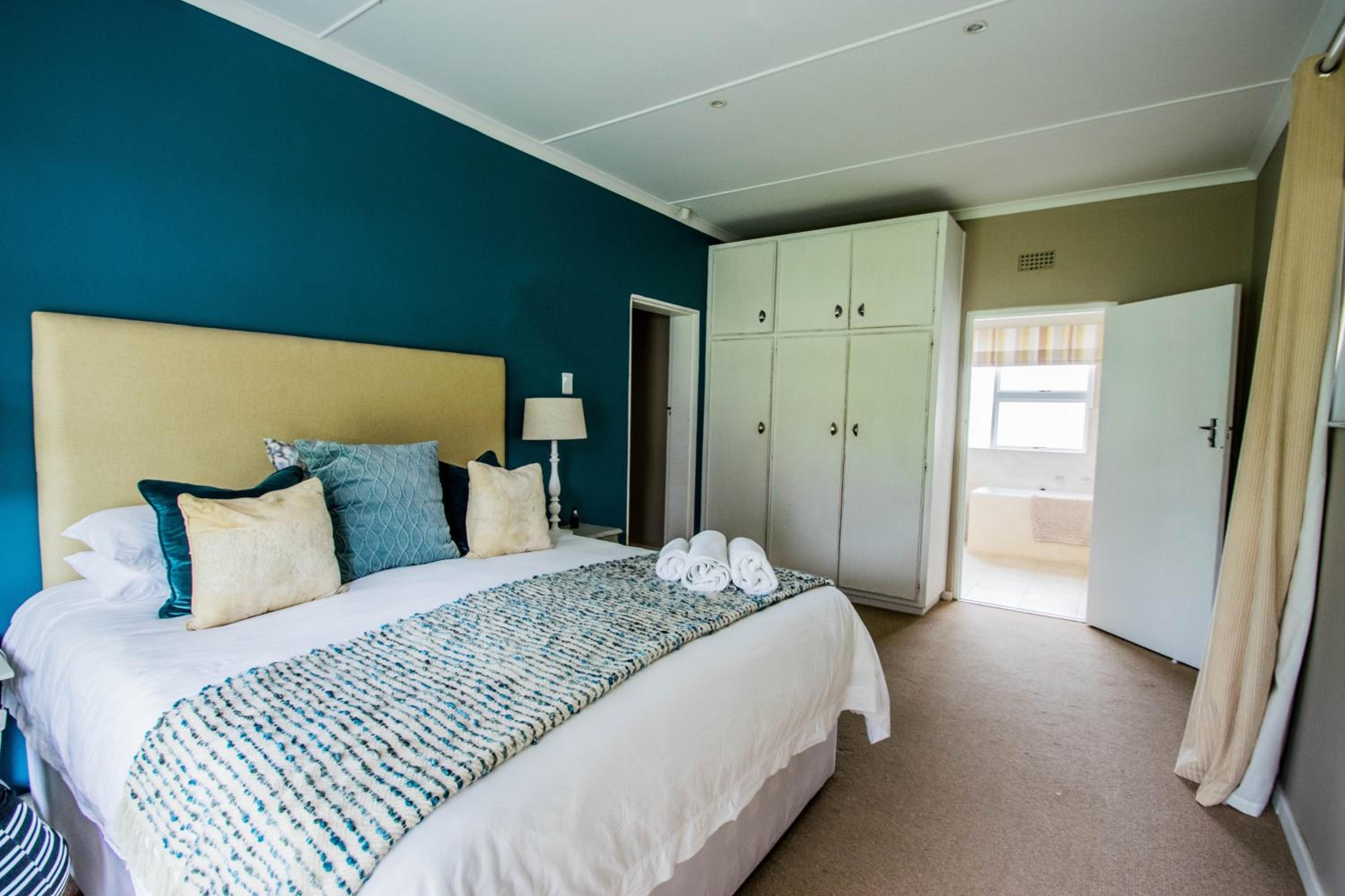Die Strandhuis - Stilbaai view 3