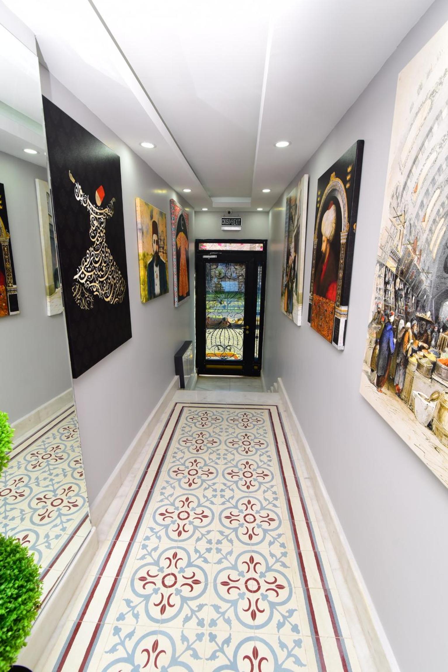 Little sofia hotel