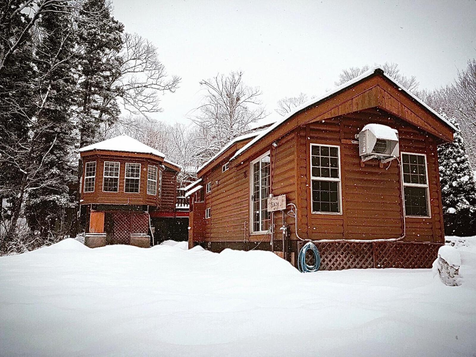 Hakuba Canadian Lodge