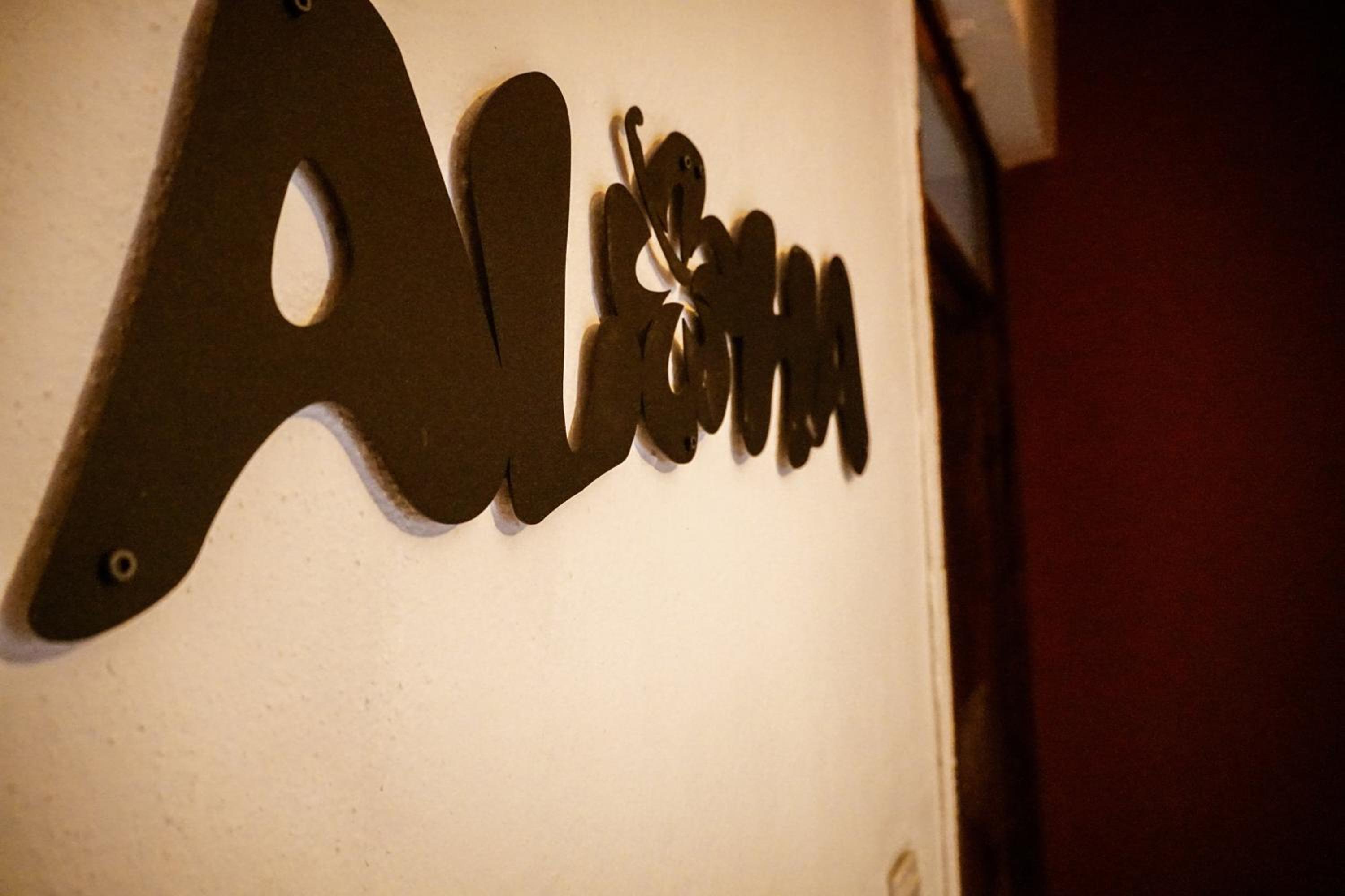 El Camino Yurt & Pub - Image 79