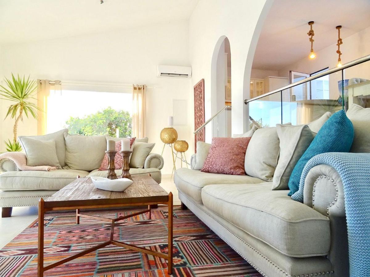 VILLA OASIS SEA VIEW 3 bed PRIVATE HEATED POOL - La Cala de Mijas by Solrentspain photo 2