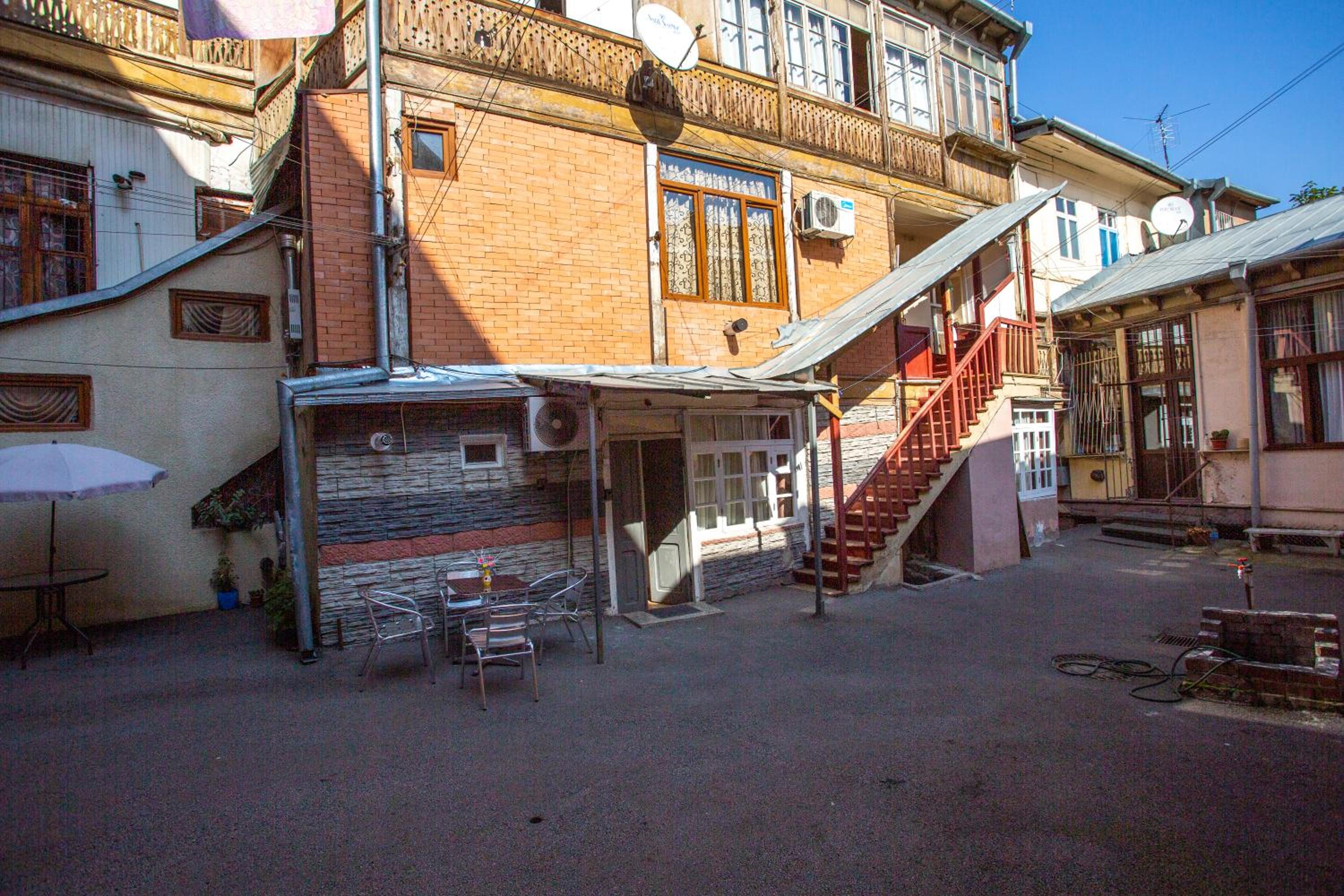 Photo 12
