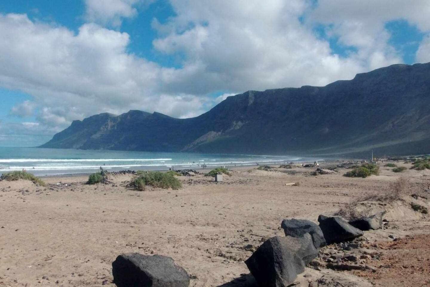 Famara *Sweet Home* view 3