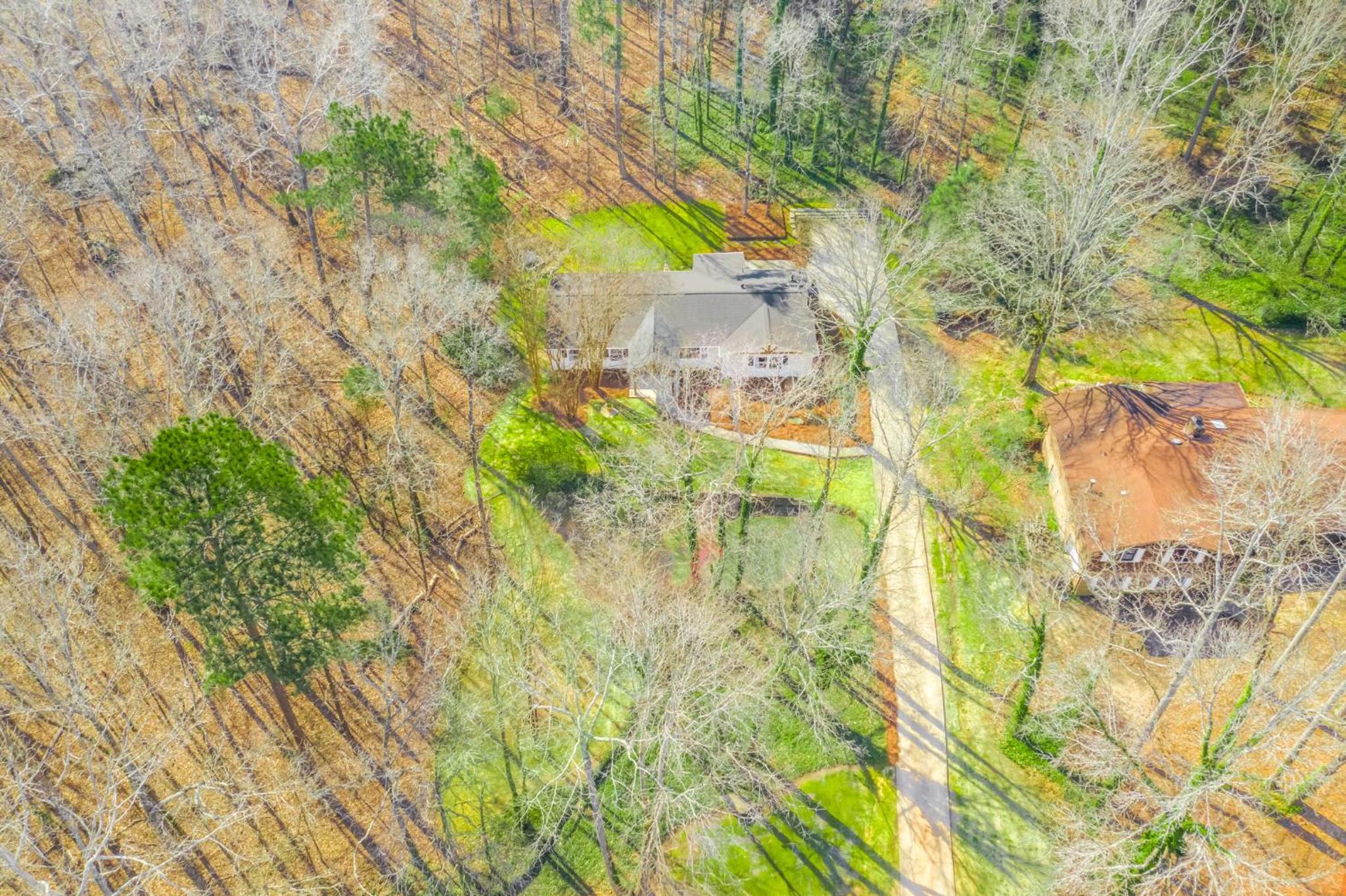 Charming and Spacious Home Great for Group Getaway view 5