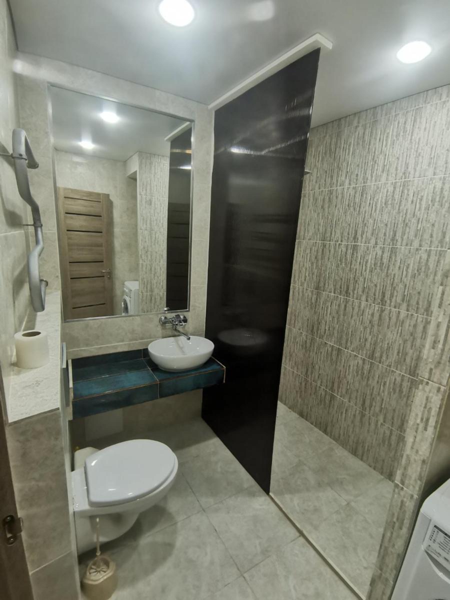 Spacious Studio Apartment view 5