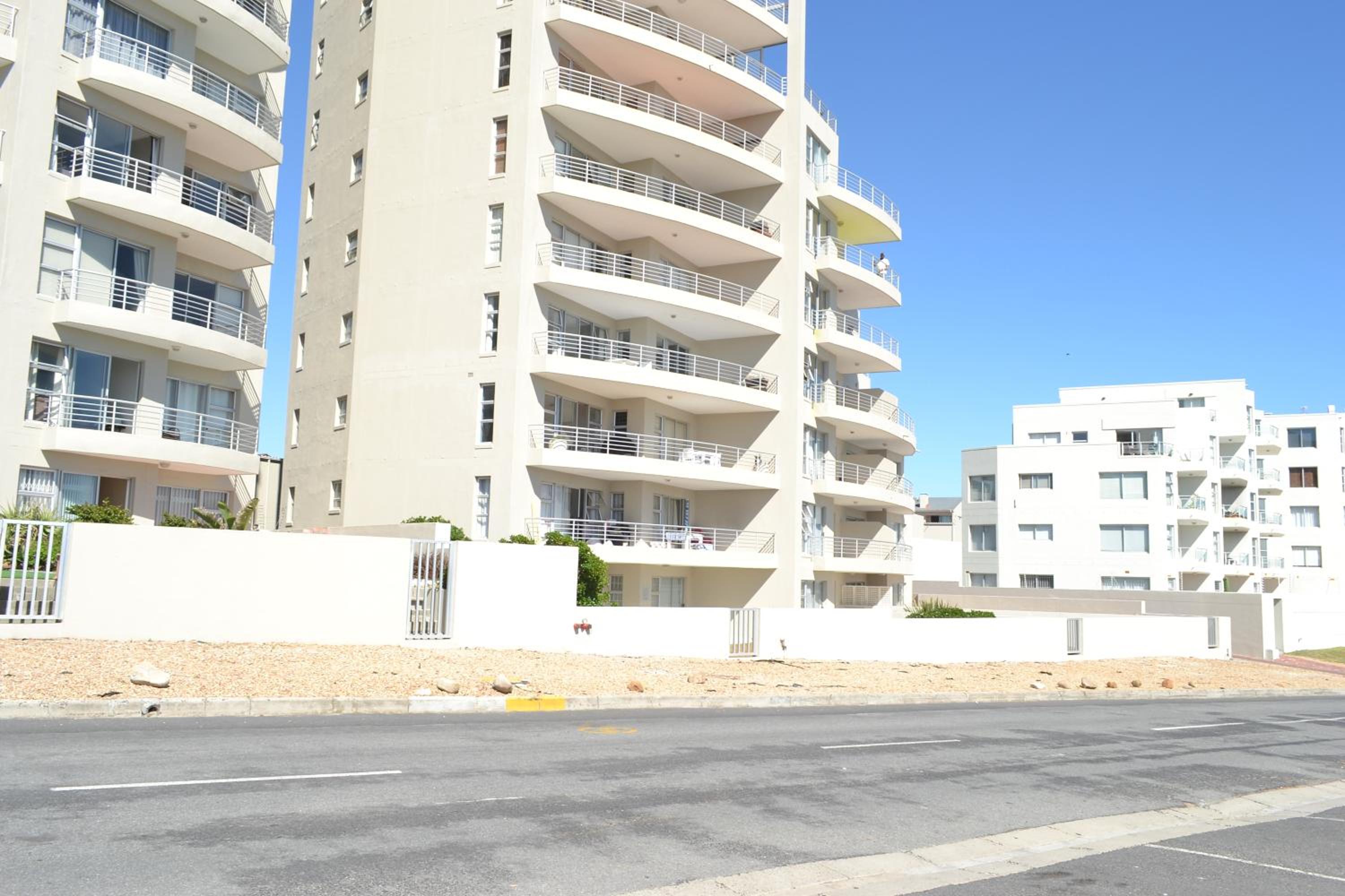 KiteView - Spacious 2 Bedroom with iconic views