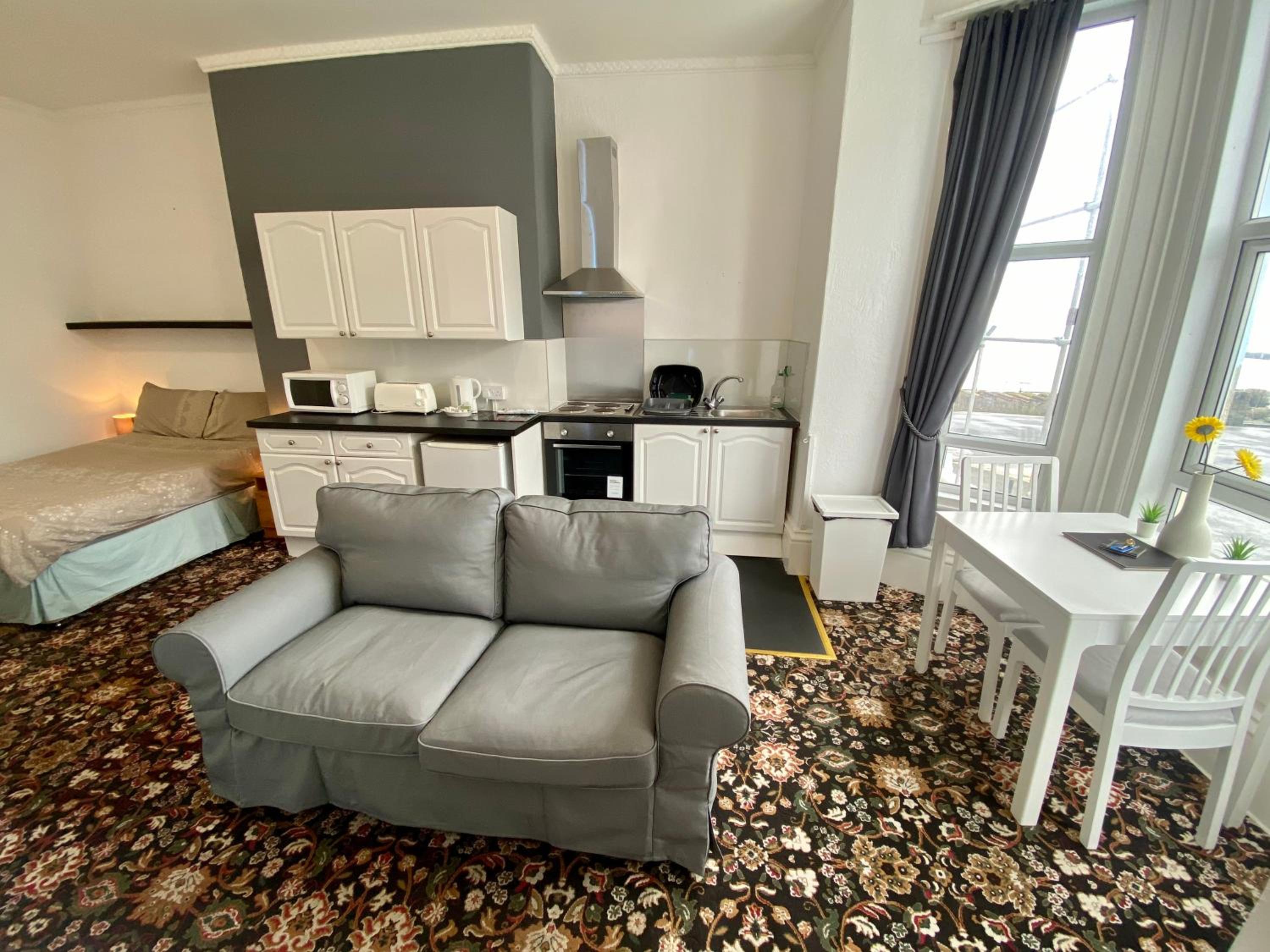 Beaconsfield Holiday Apartments
