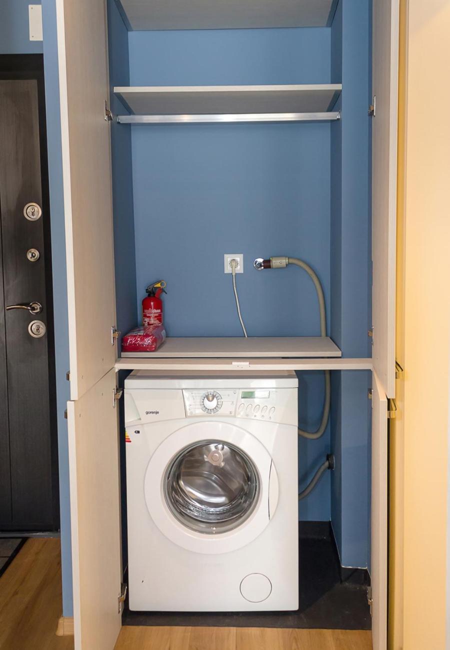 Vili's Place - 1 Bedroom Apartment with Balcony