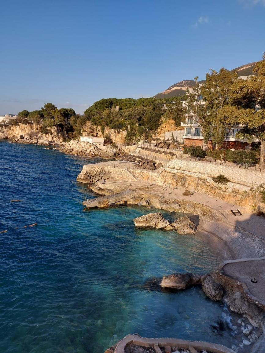 Deni Sea View Apartment