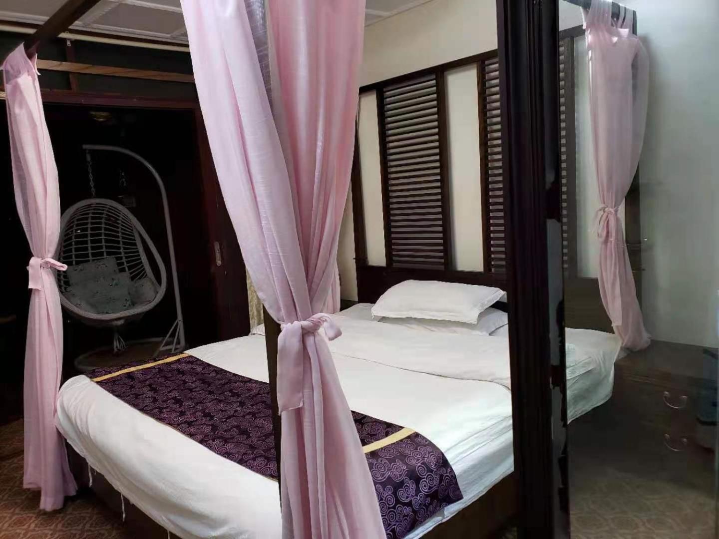 LQJ Riverside Guest House