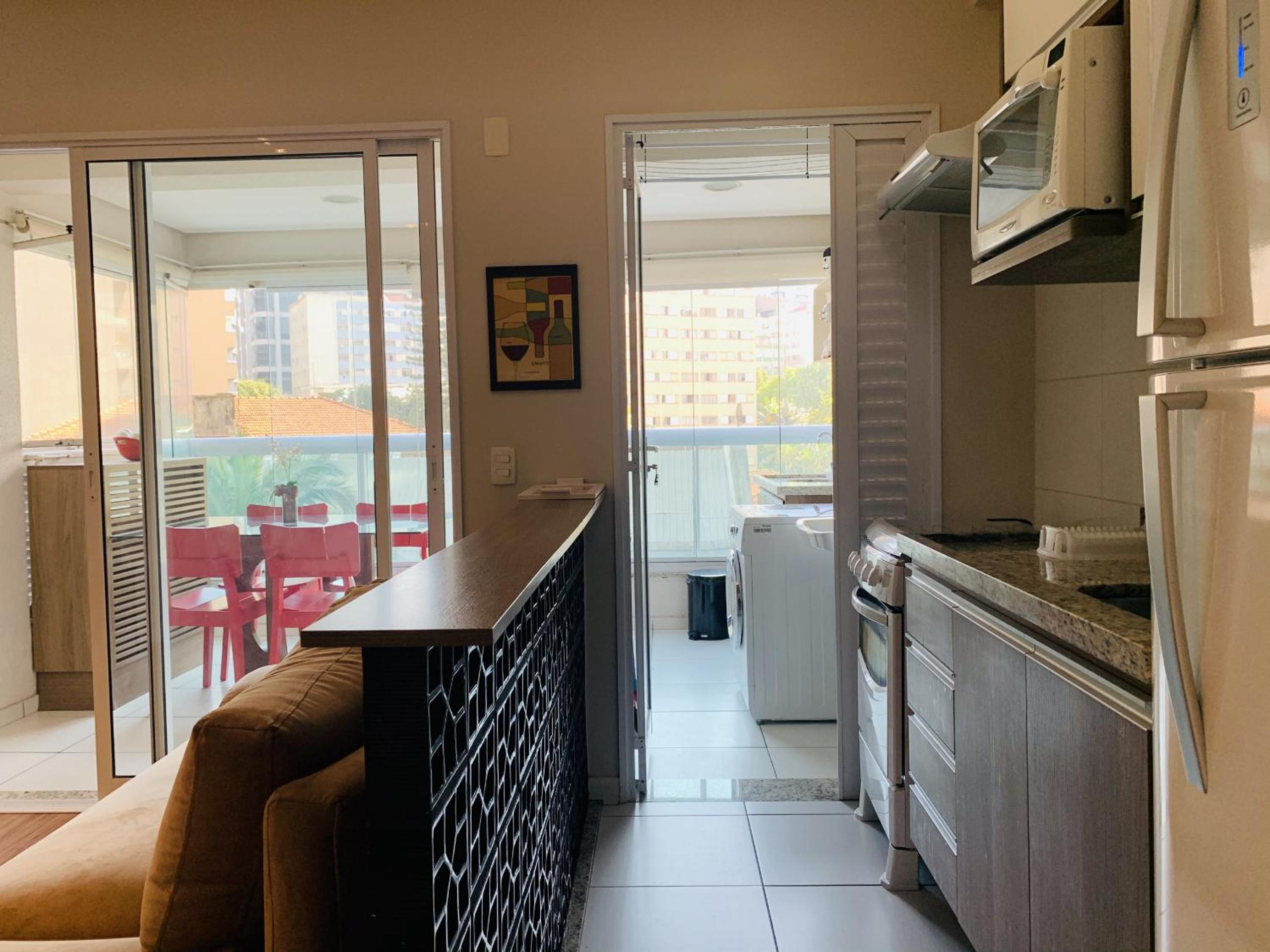 CS Apartamento a 200 metros da Paulista com AC