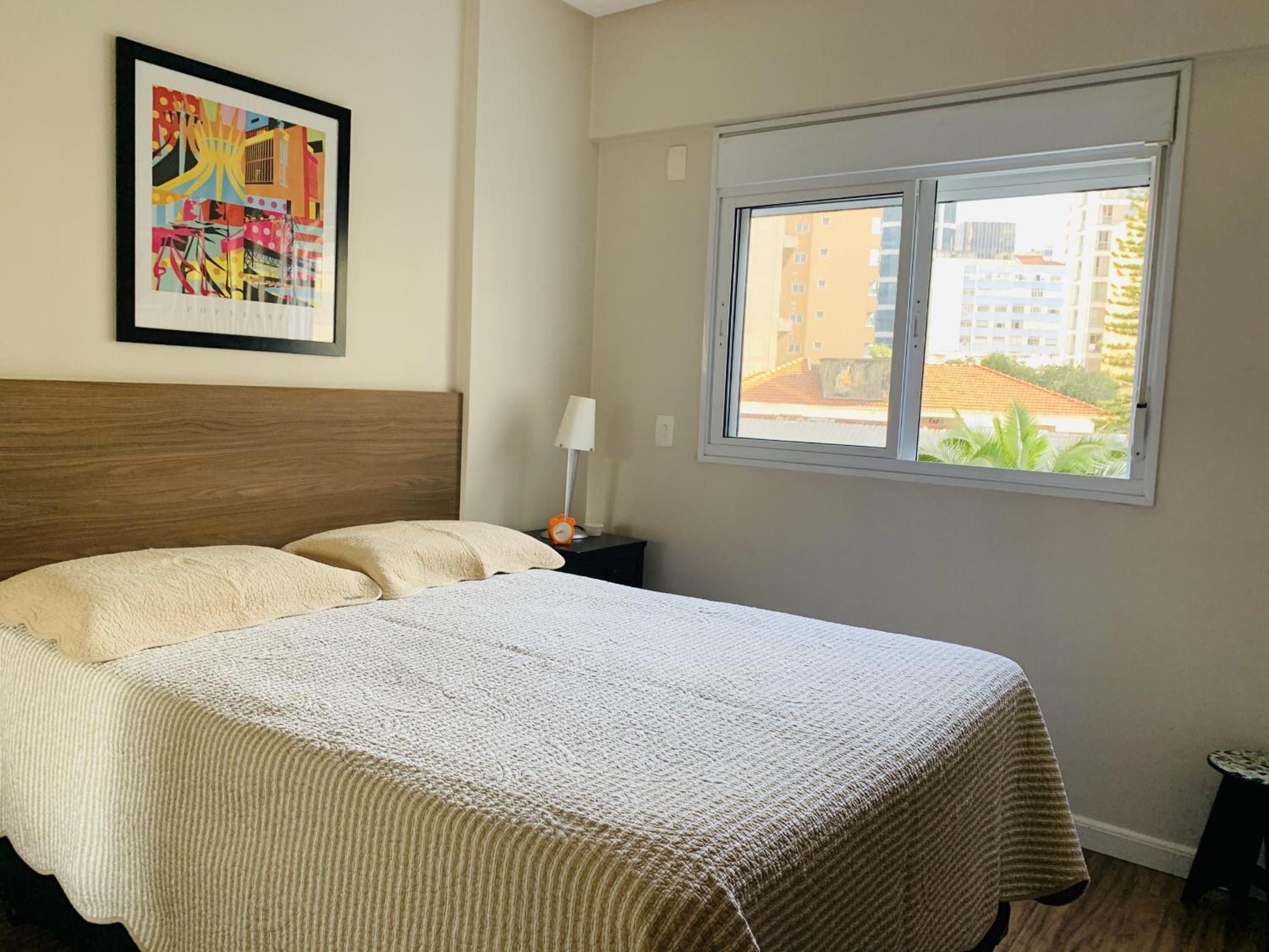 CS Apartamento a 200 metros da Paulista com AC