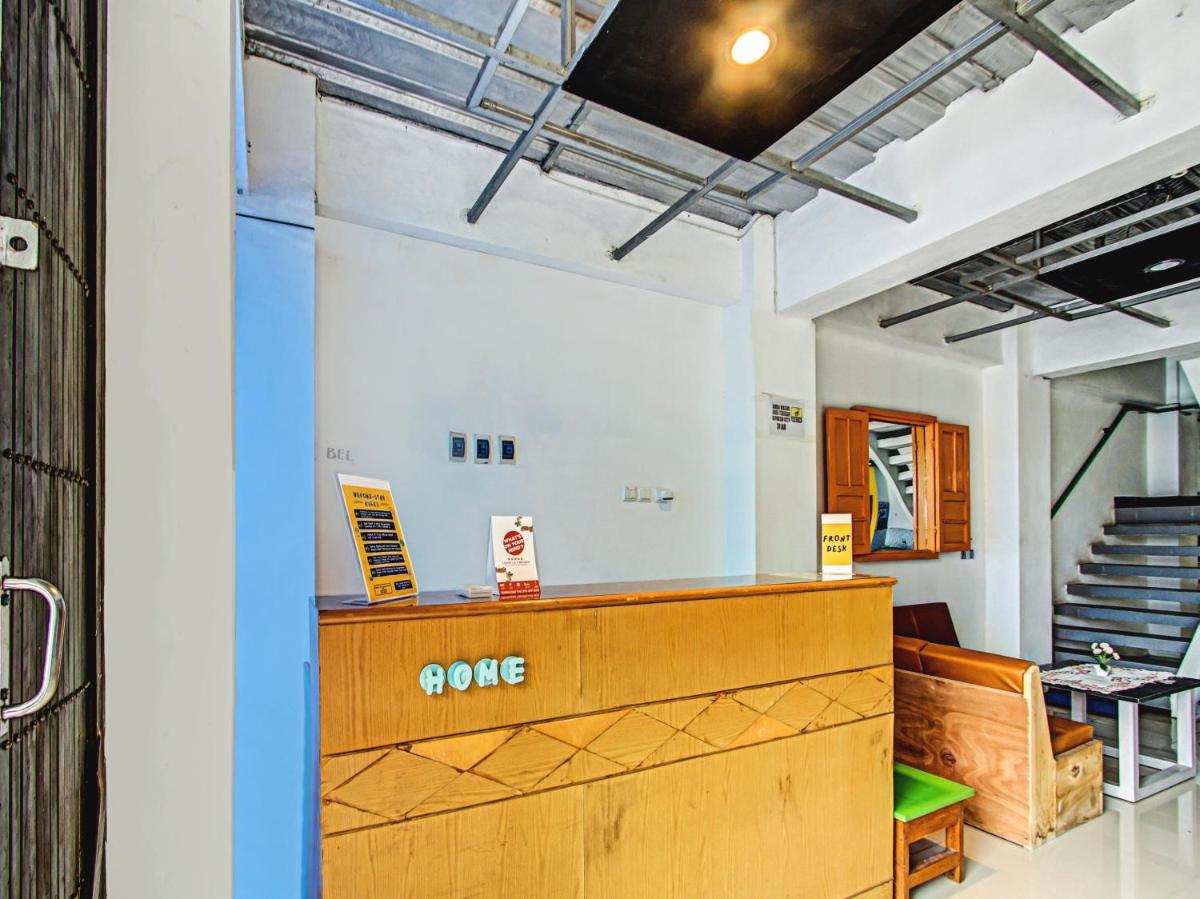 hotel reception