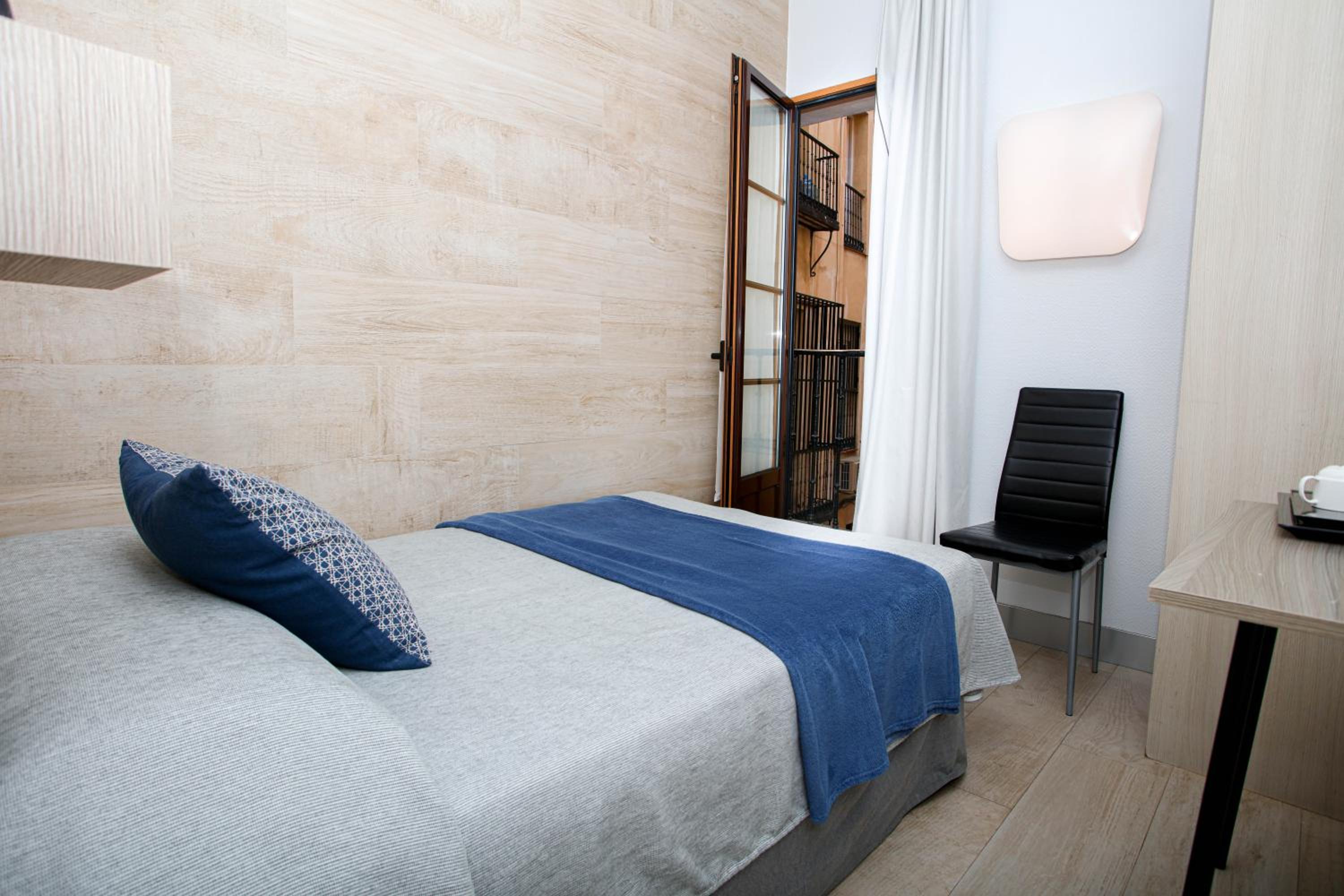 Hostal Castilla II Puerta del Sol