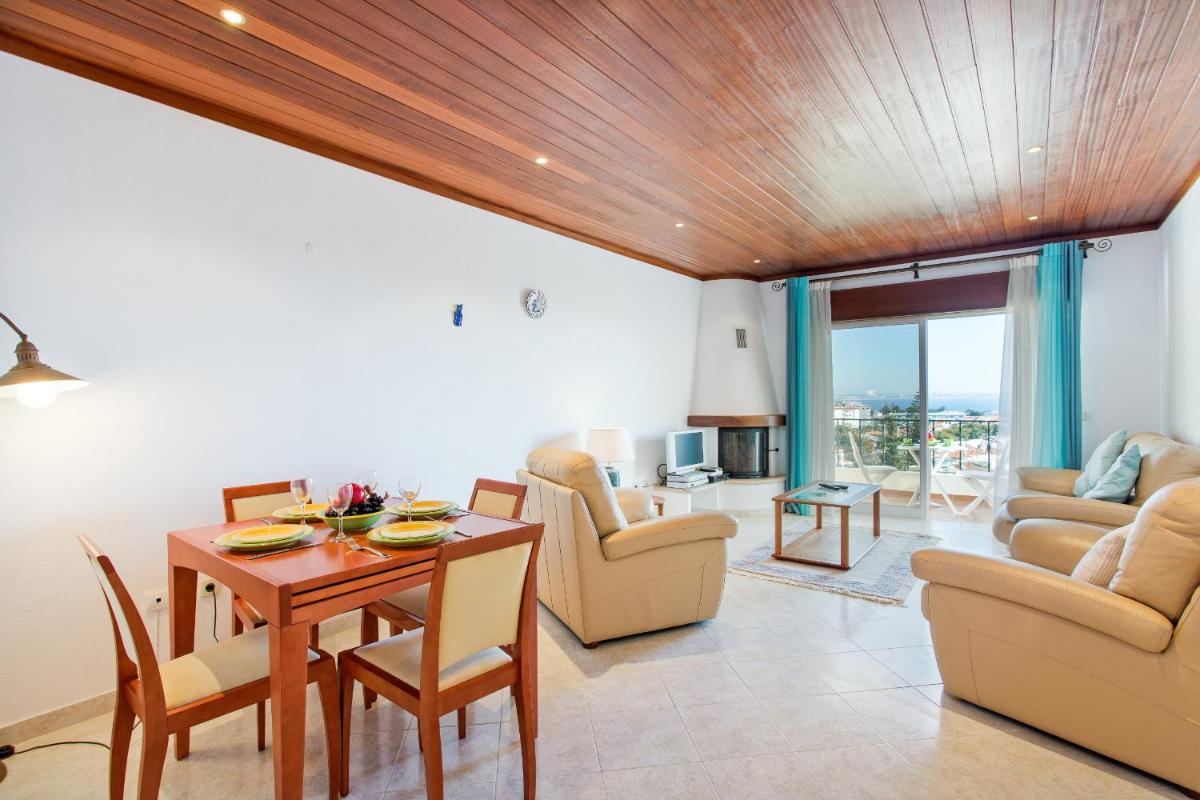 Lovely Lagos Apartment, Western Algarve view 2